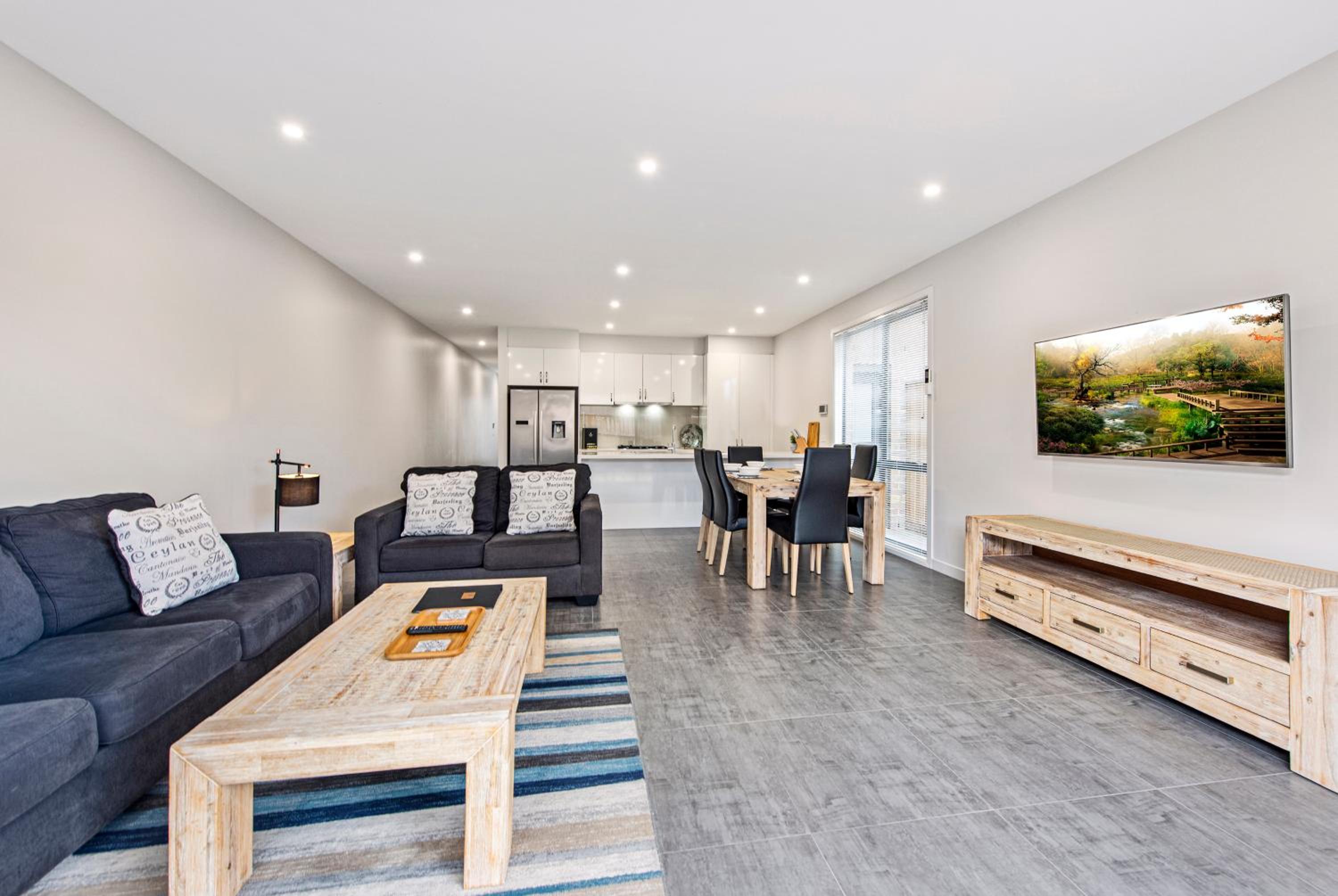 Three-Bedroom Townhouse - TKQSS thumbnail 6