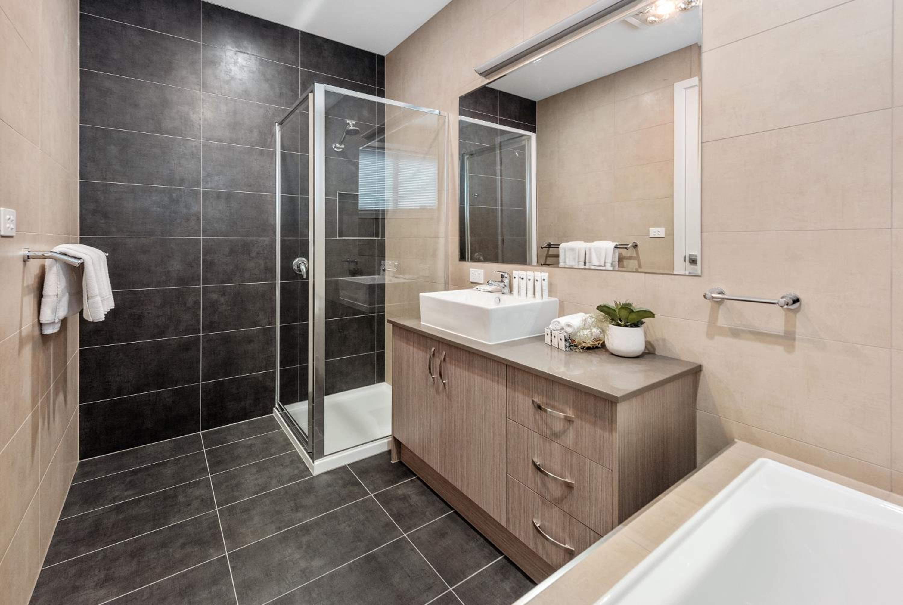 Three-Bedroom Townhouse - TKQSS