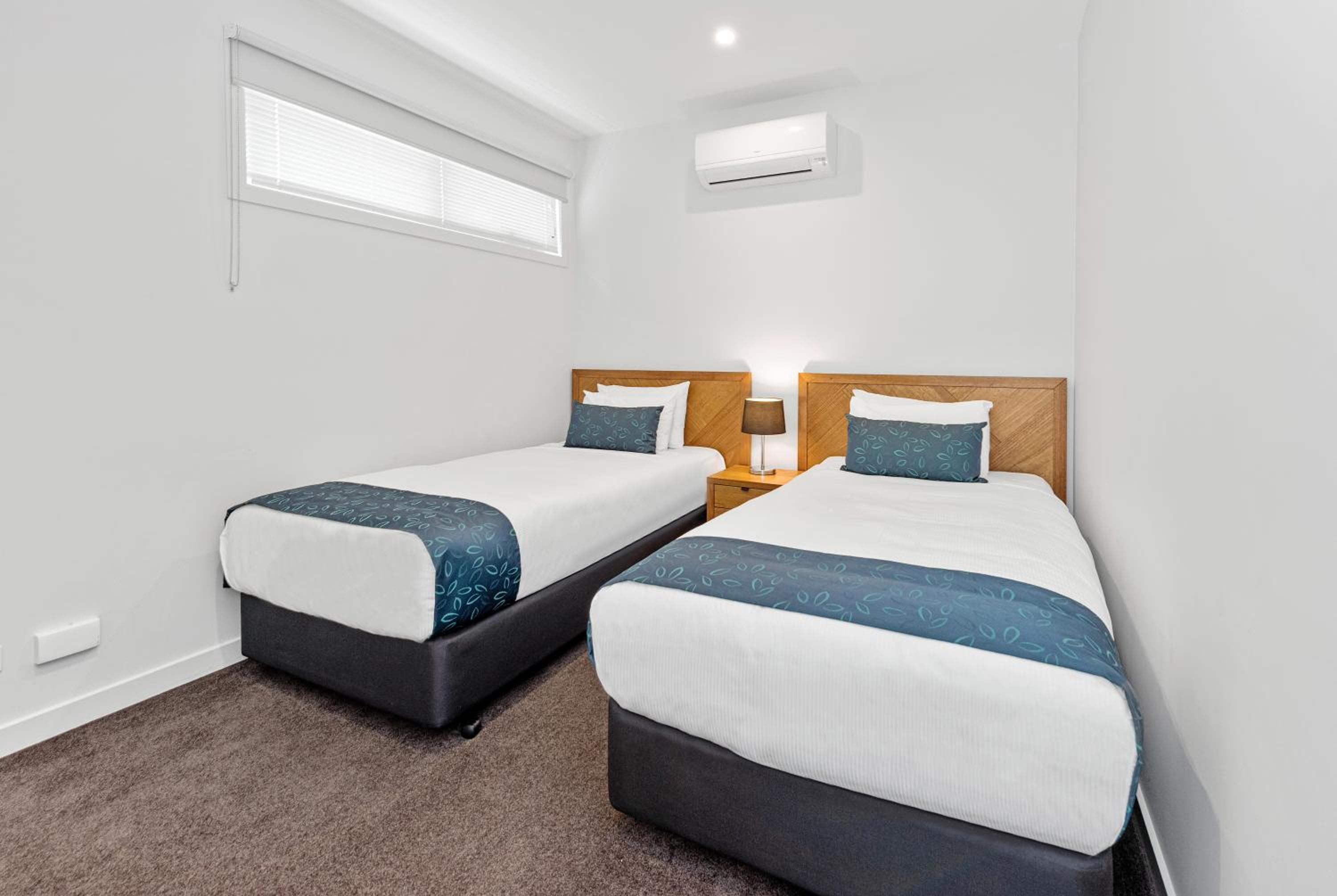 Three-Bedroom Townhouse - TKQSS thumbnail 5