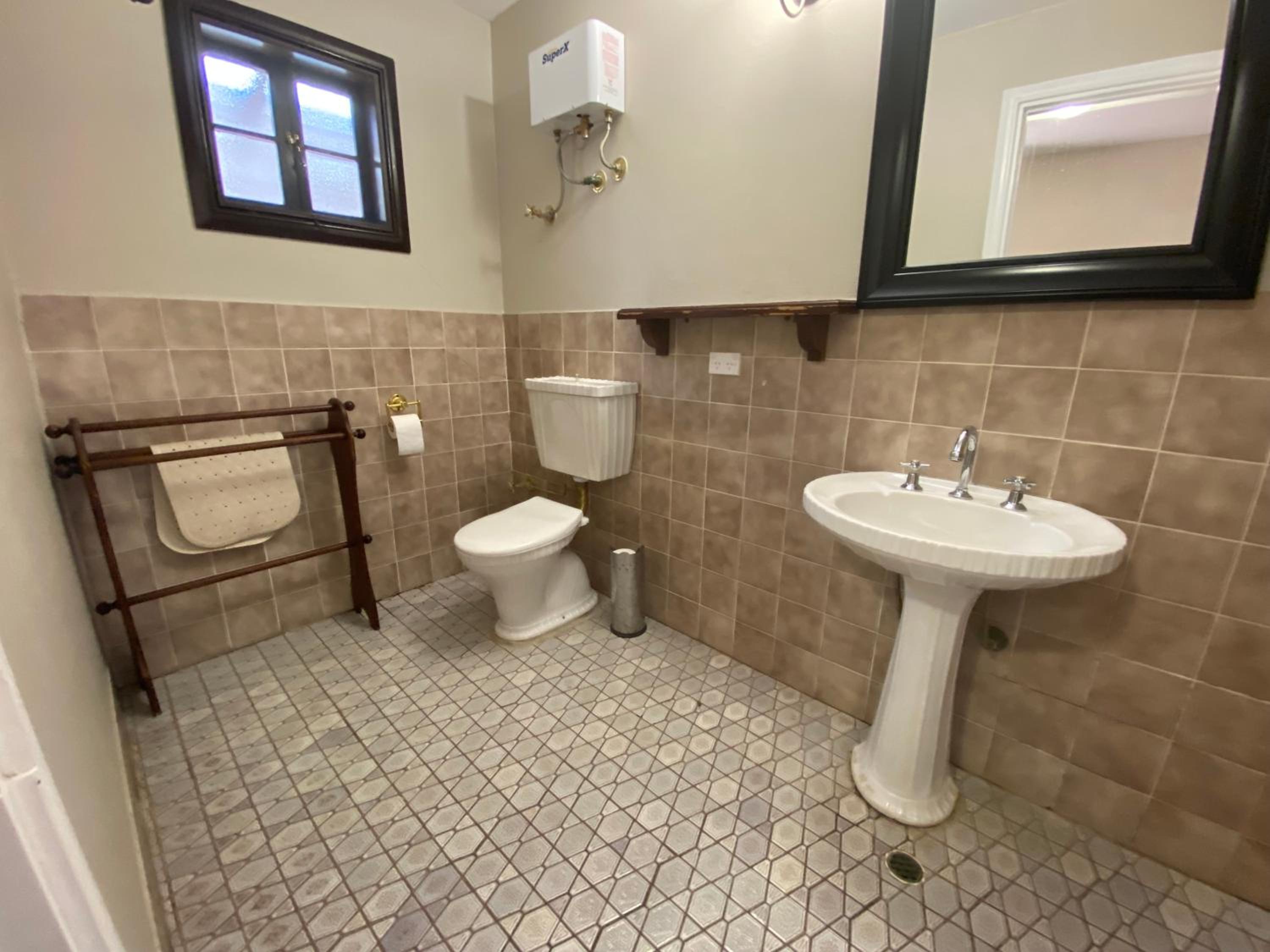 Deluxe Family Suite photo 3
