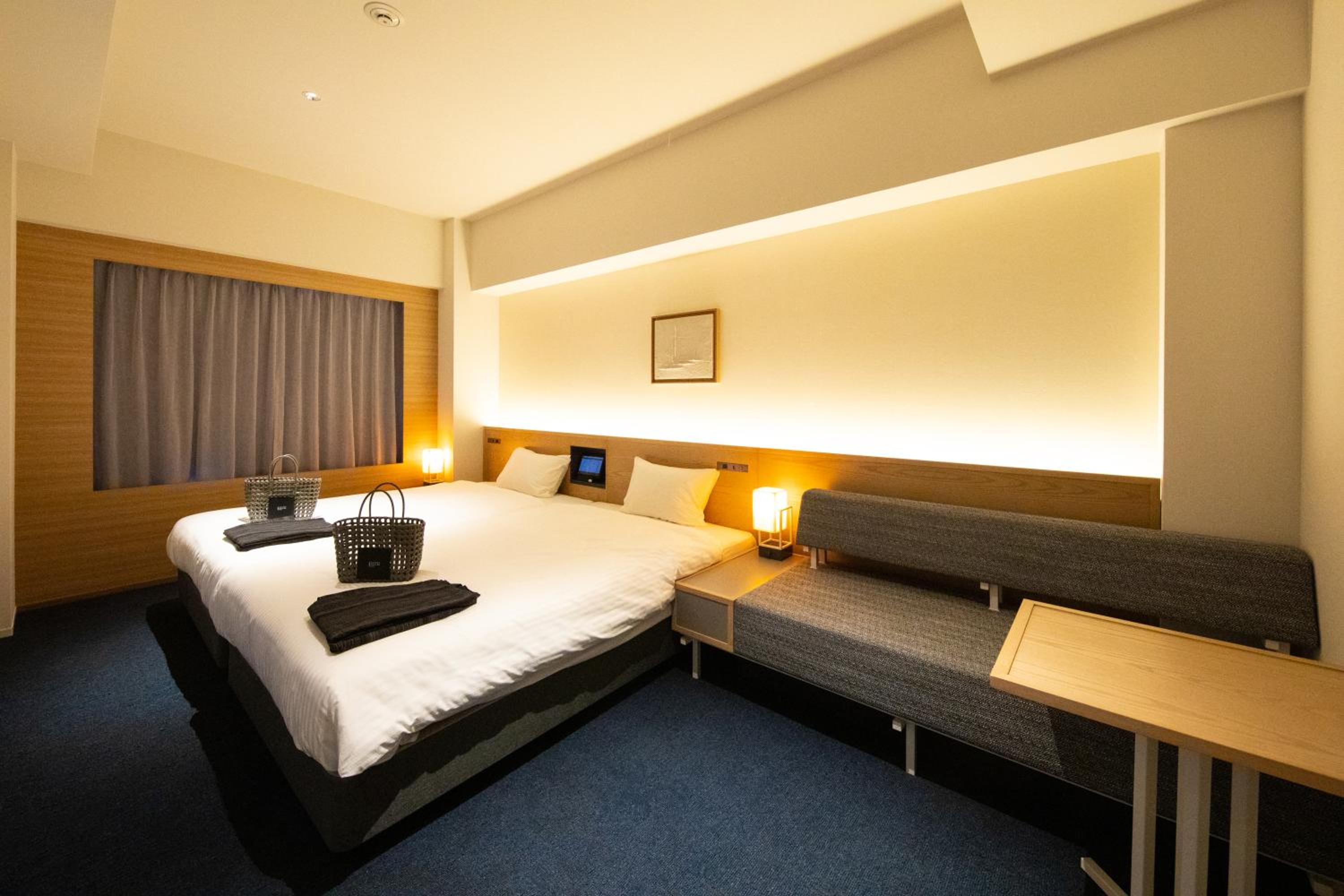 Twin Room - Disability Access photo 3