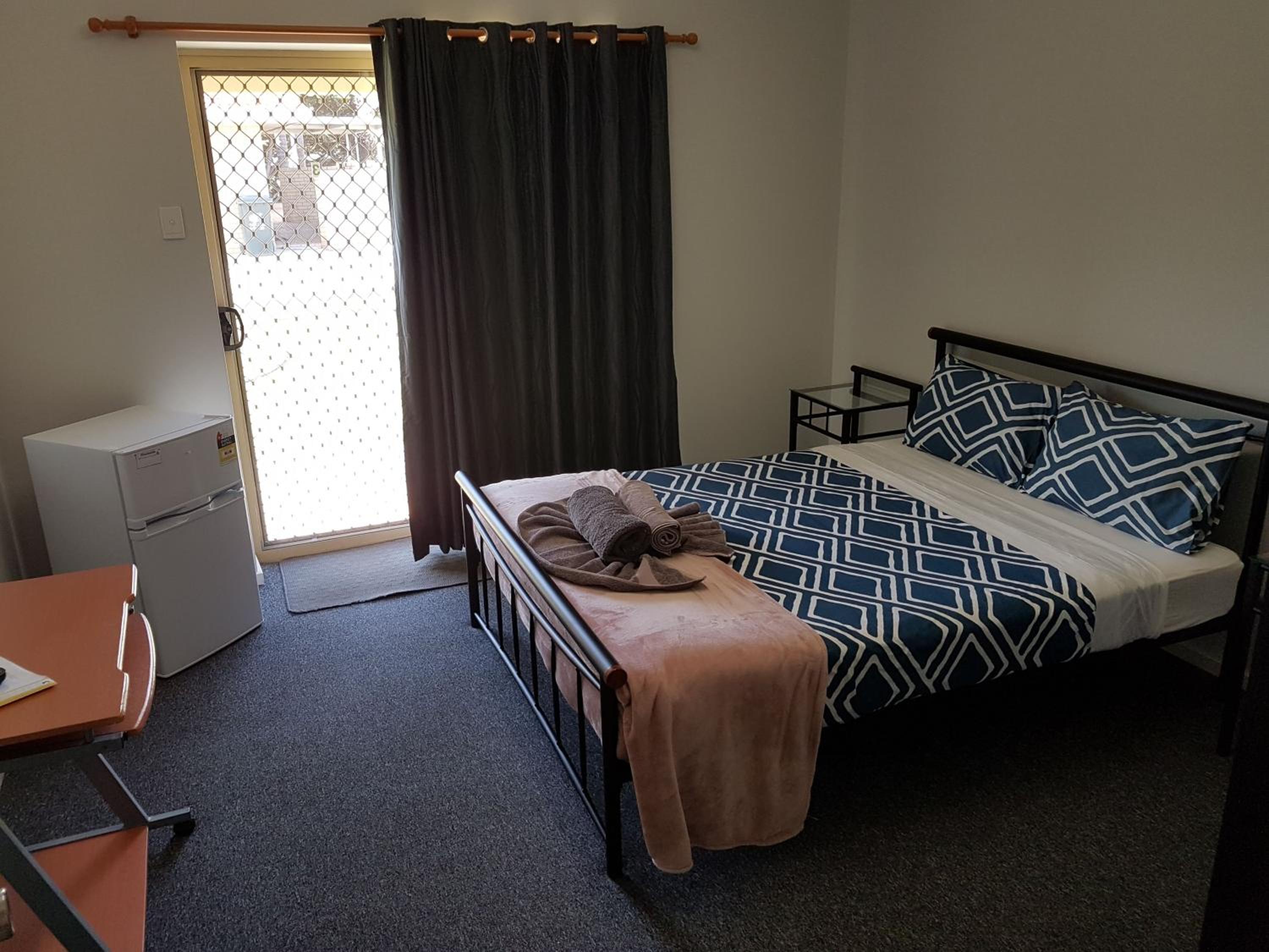 Double Room With Shared Bathroom photo 3