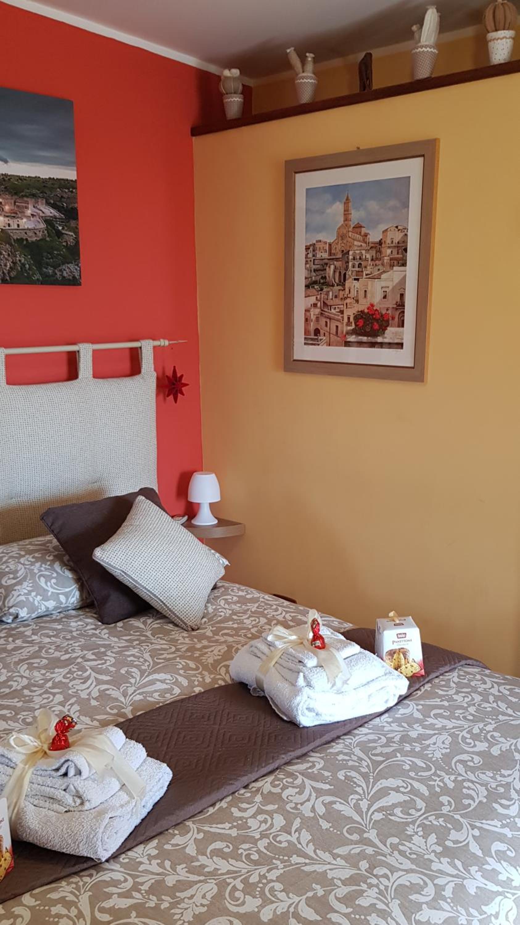 Double Room with Private Bathroom - Photo 28