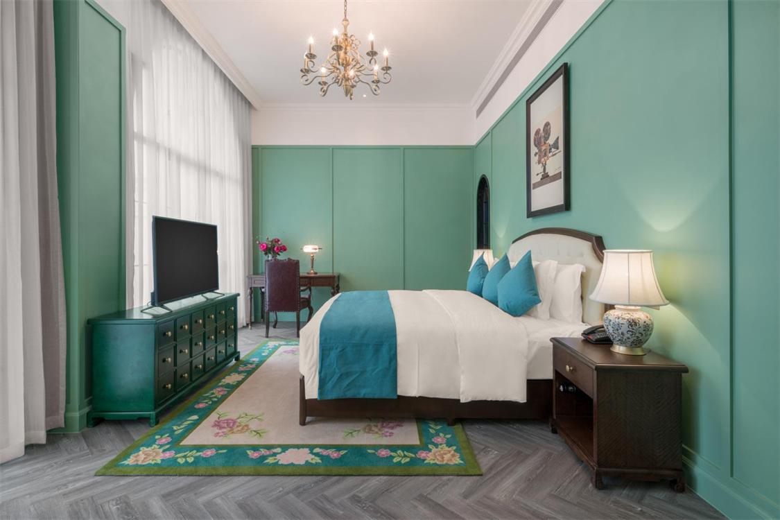 Standard King Room With Courtyard View photo 1