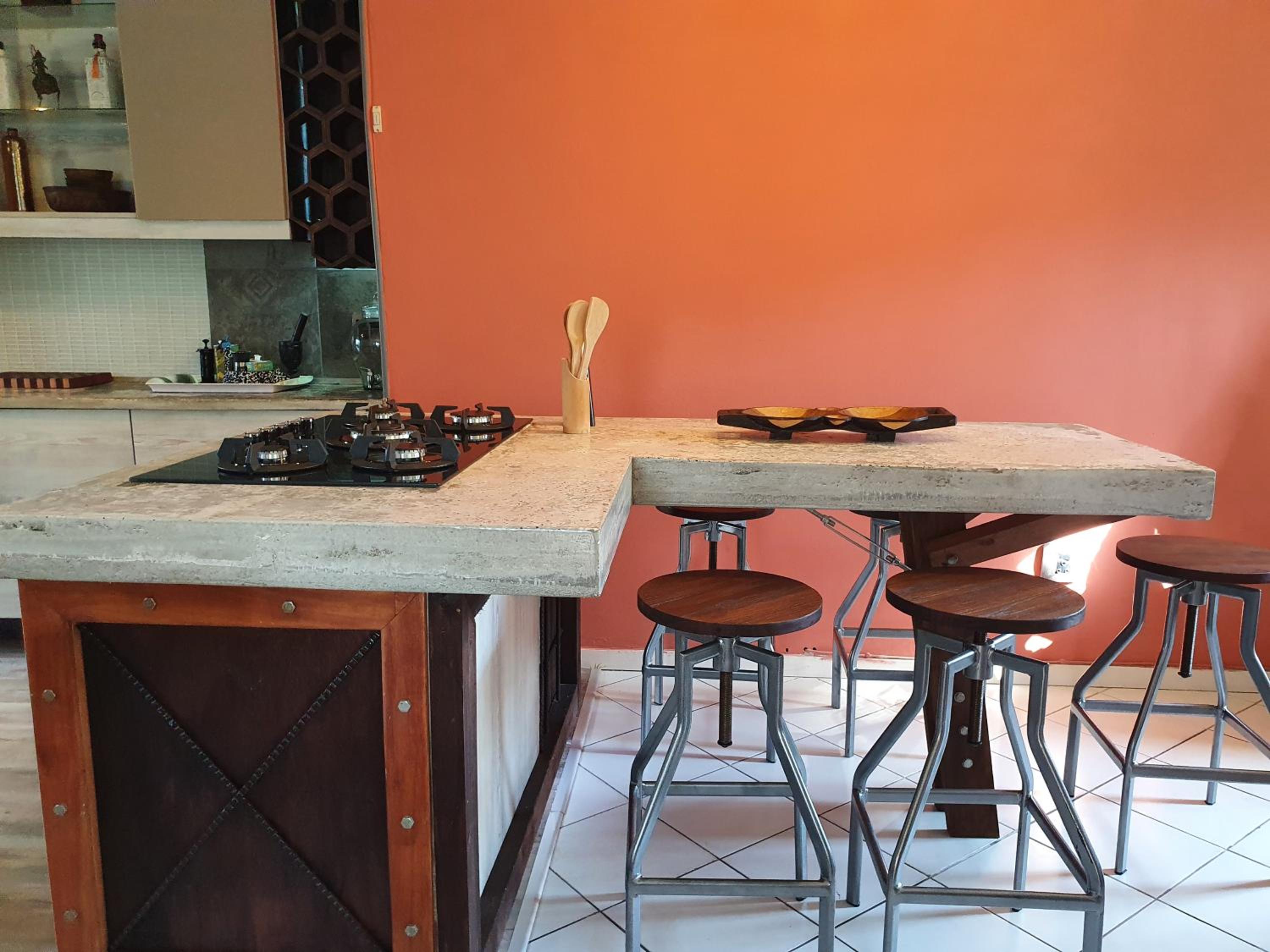 Three-Bedroom Apartment - Photo 26