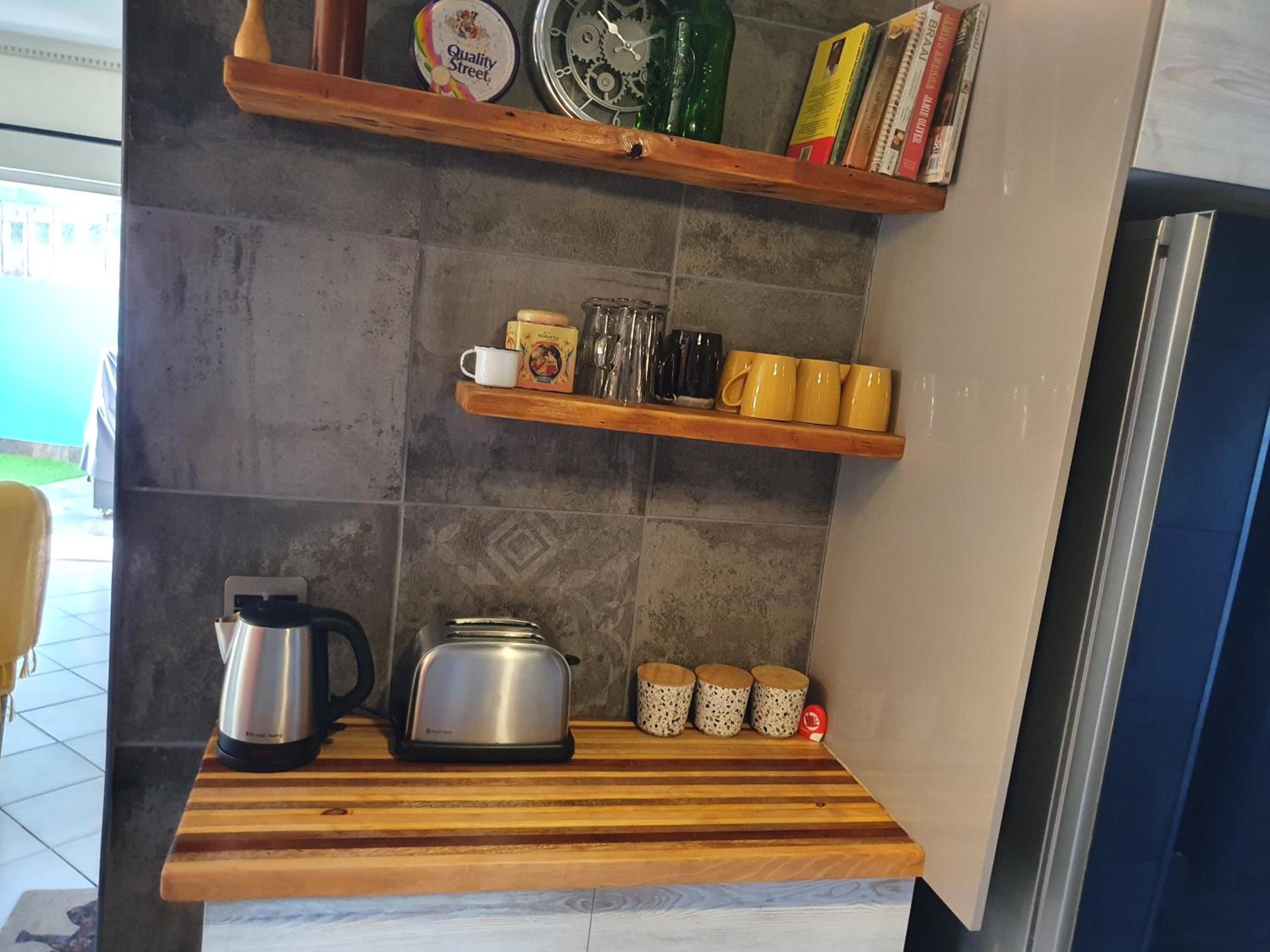 Three-Bedroom Apartment - Photo 12