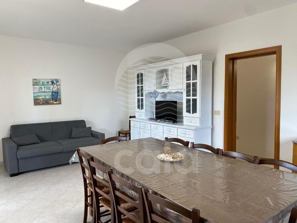 Three-Bedroom Holiday Home  photo 1