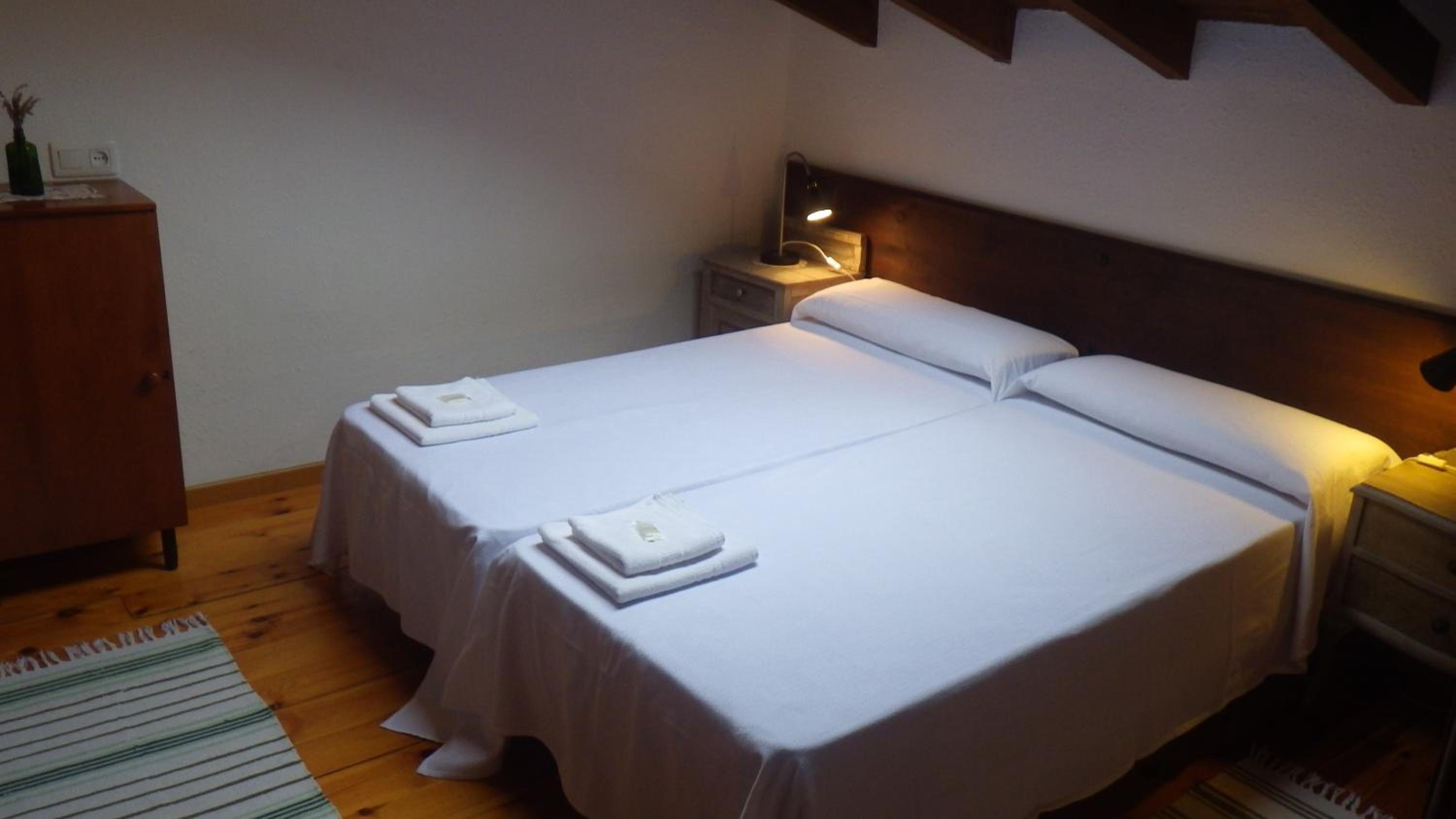 Habitación Familiar con Baño Privado