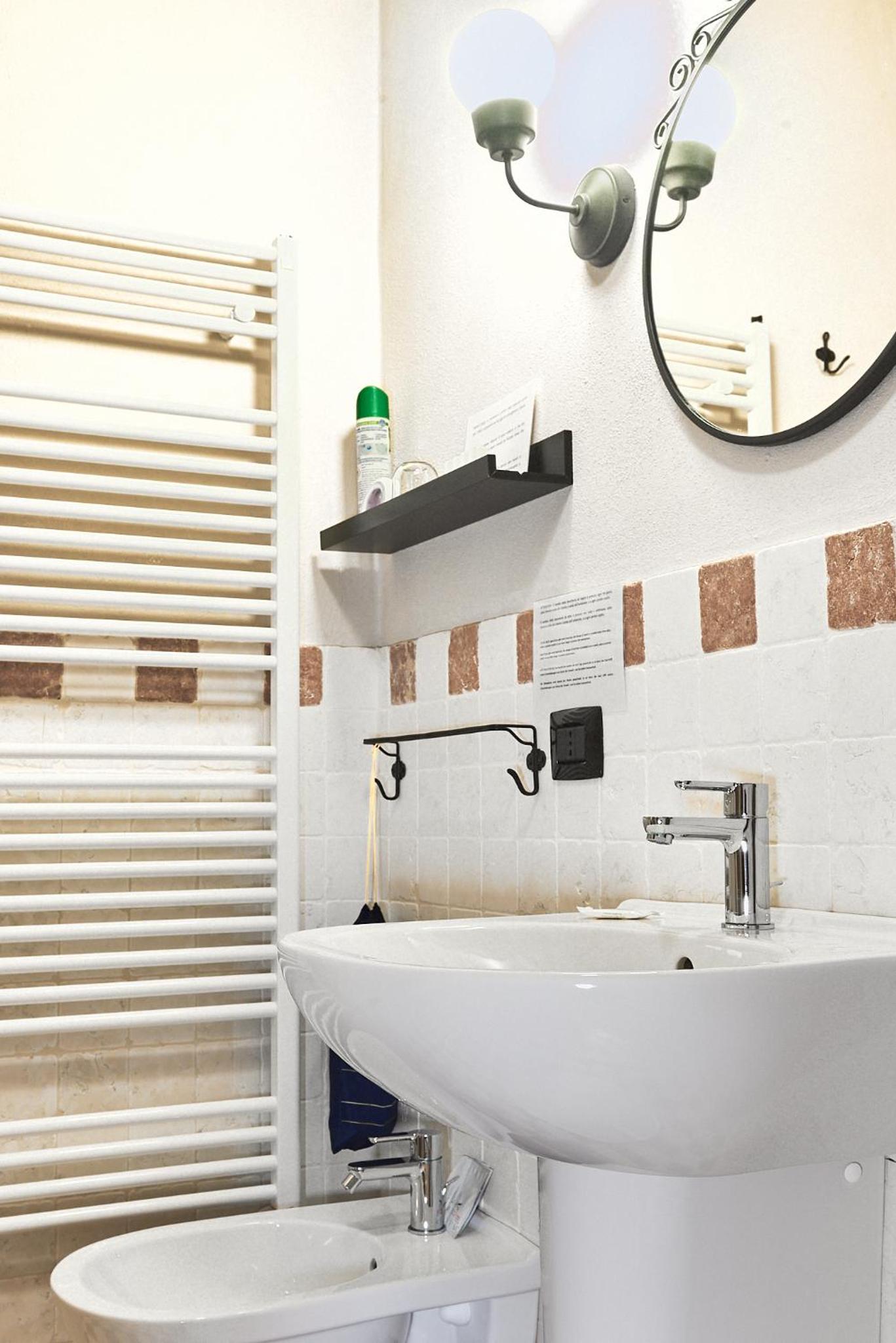 Triple Room with Private Bathroom photo 3