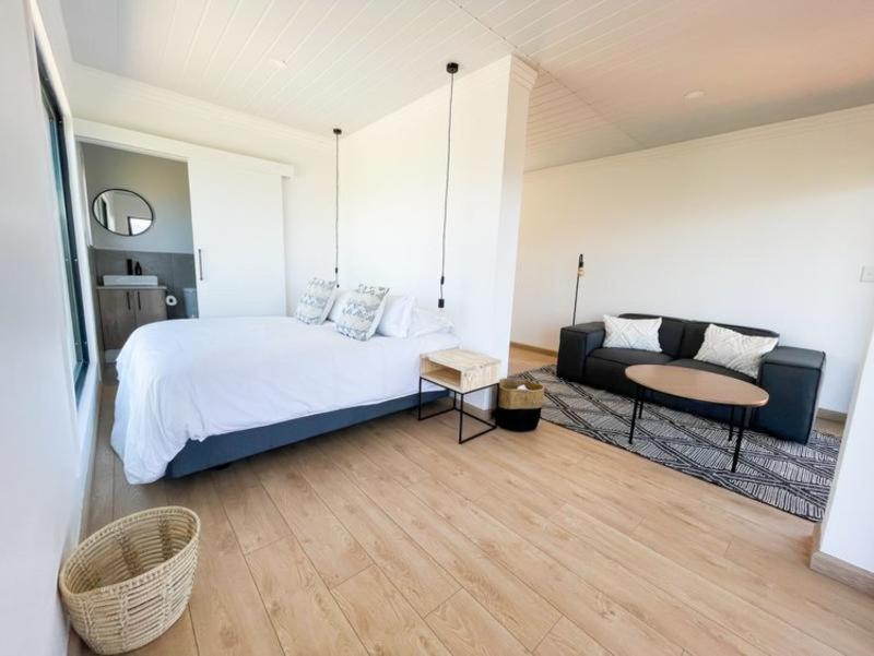 Standard Cabin - Photo 14