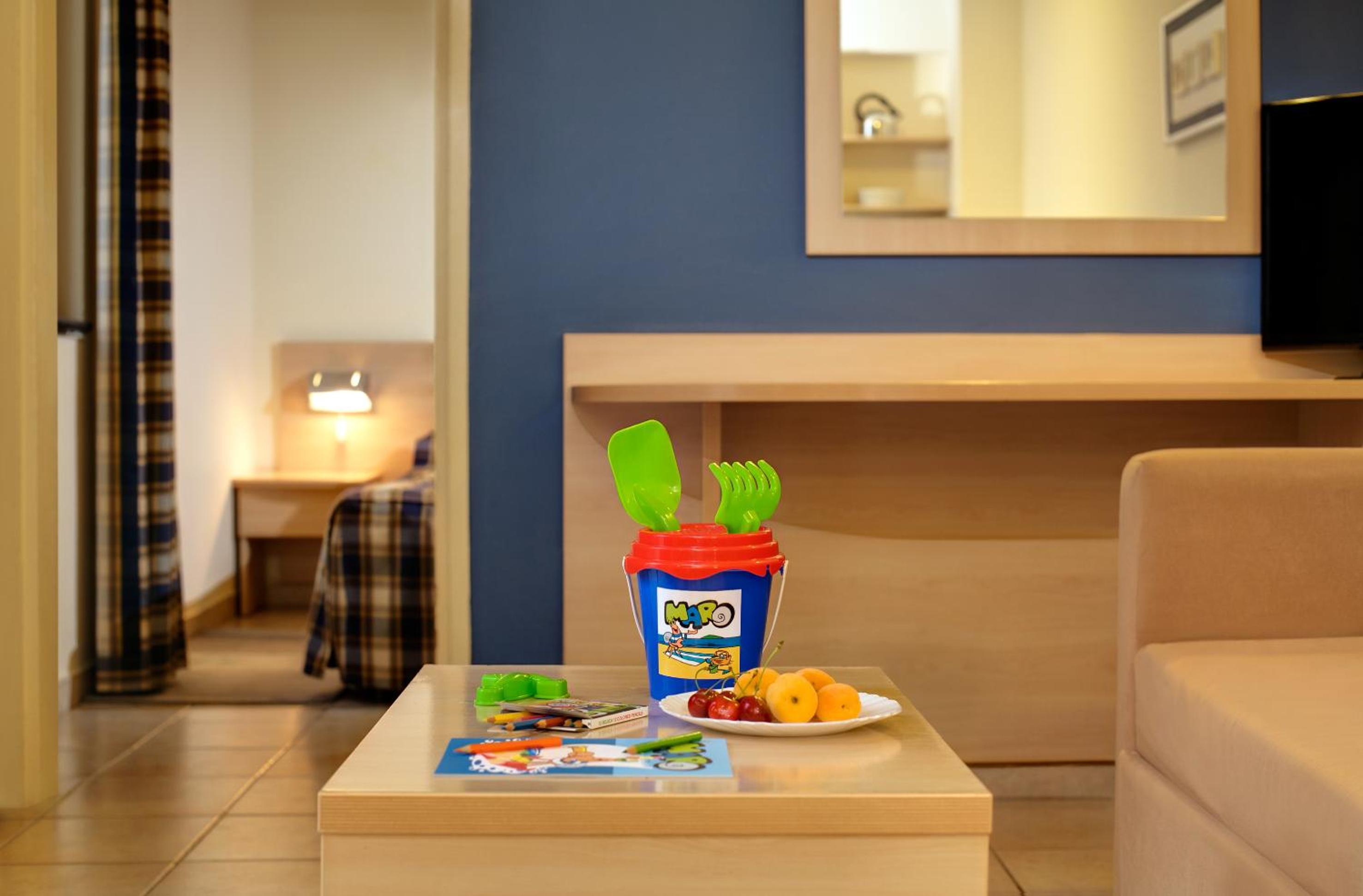 Apartment For 2+2 - Residence