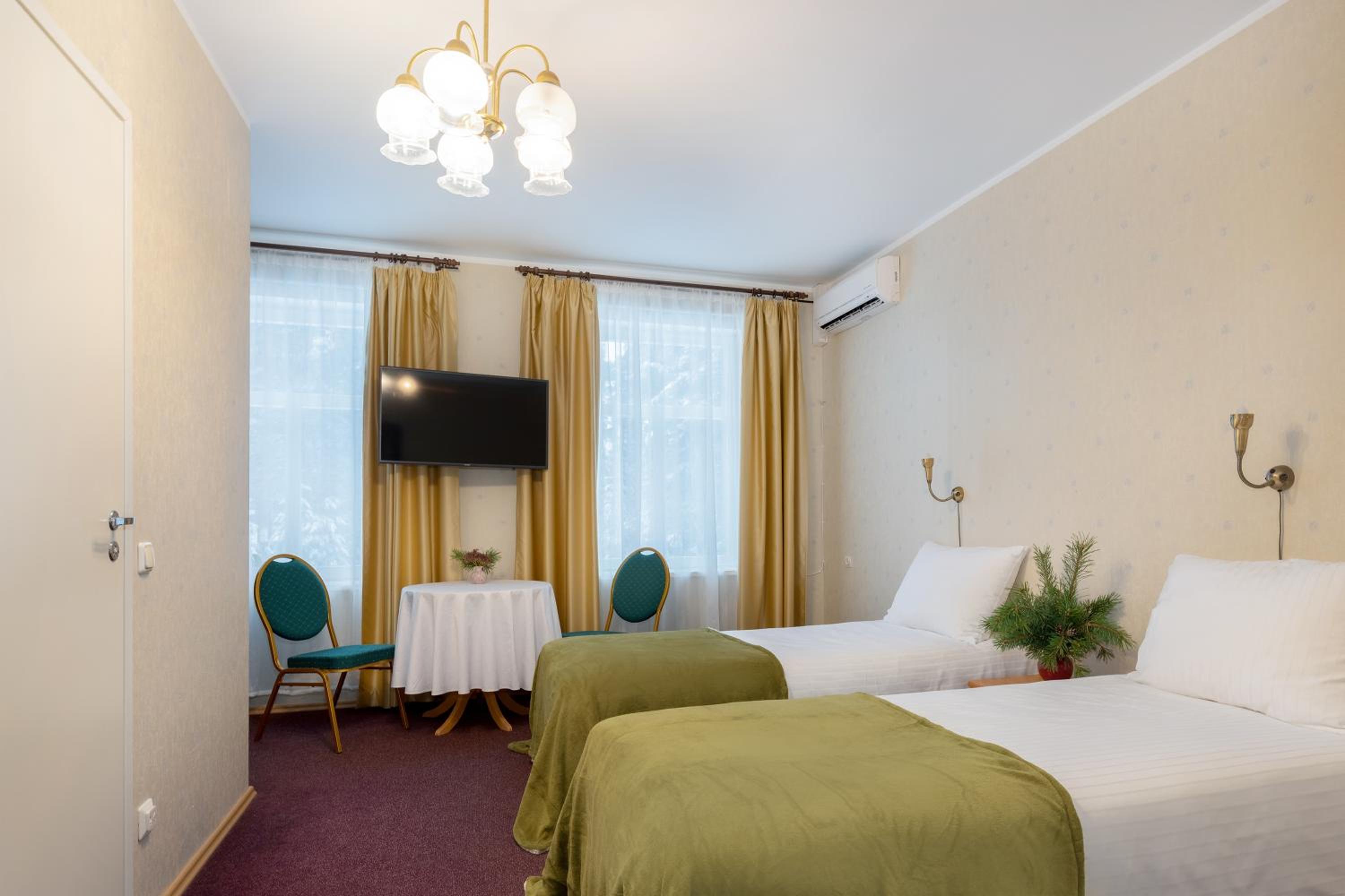 Standard Double or Twin Room with Garden View