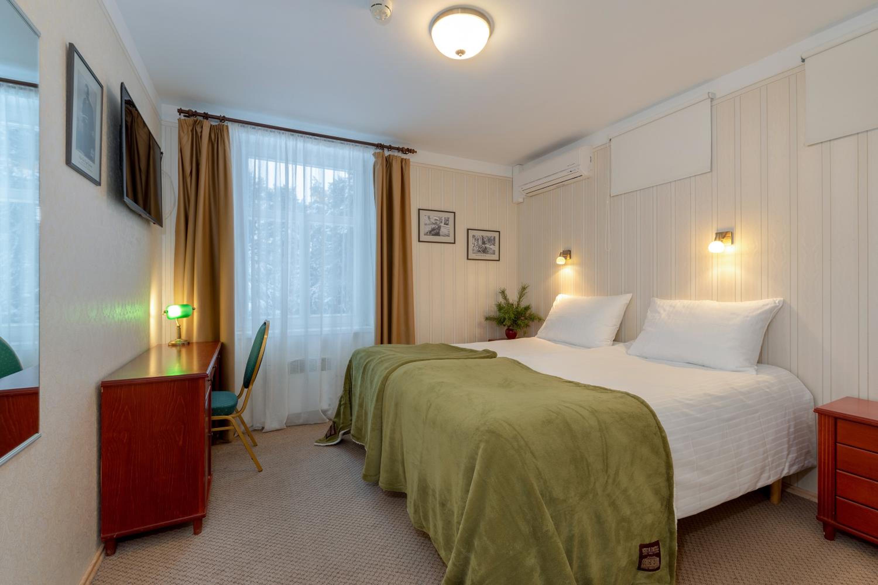 Standard Double or Twin Room with Garden View photo 2