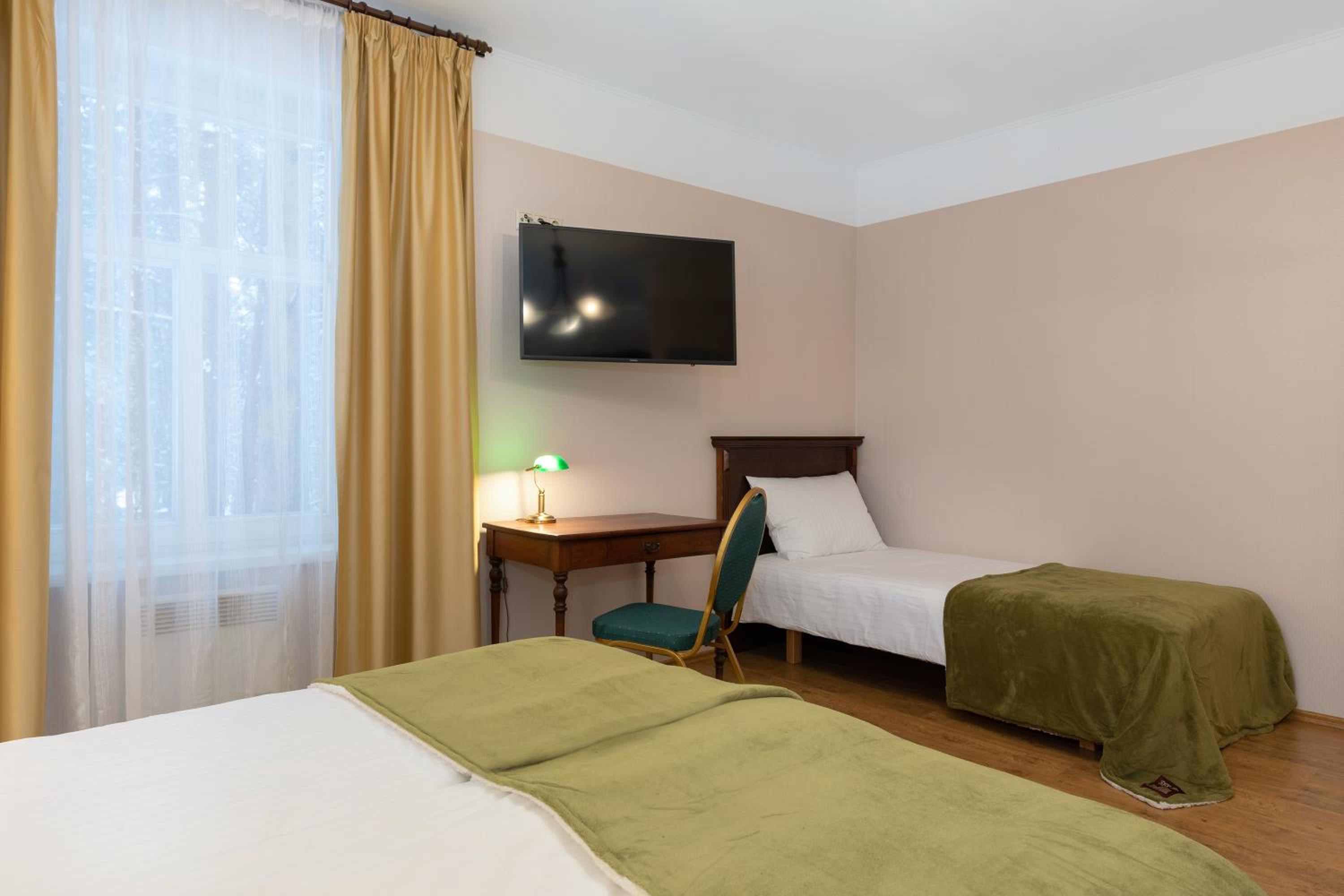 Deluxe Triple Room - Photo 7