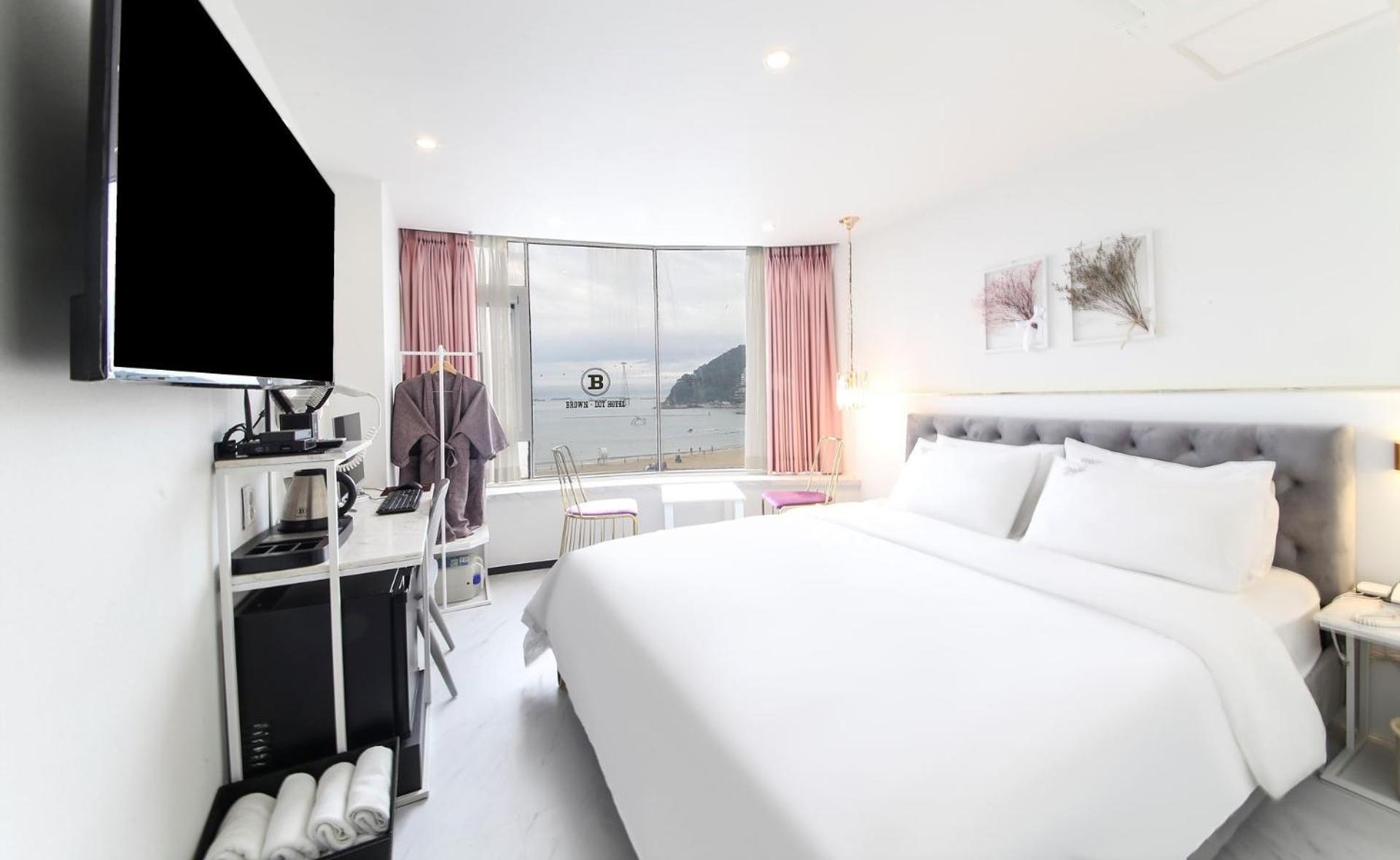 Superior Double Room with Full Sea View photo 2