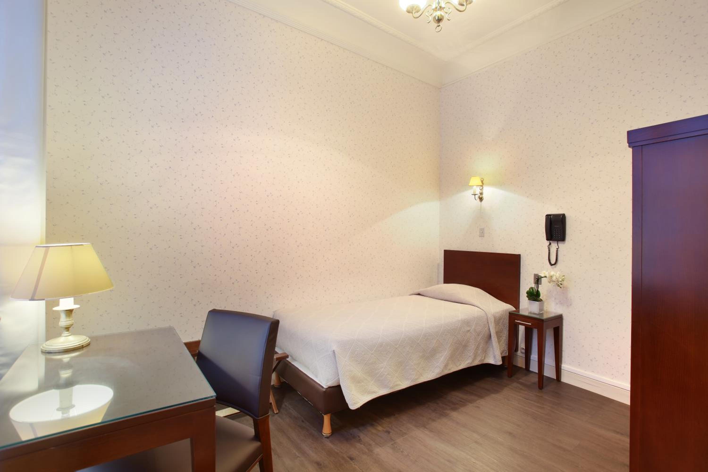 Single Room with Shower photo 1