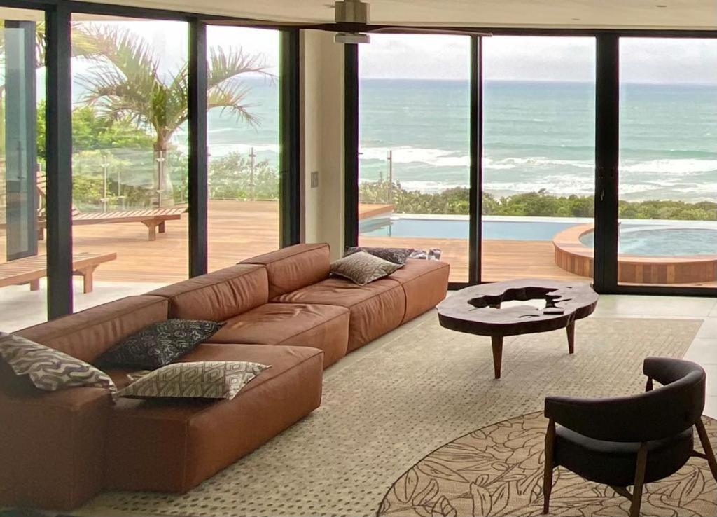 Villa photo 3