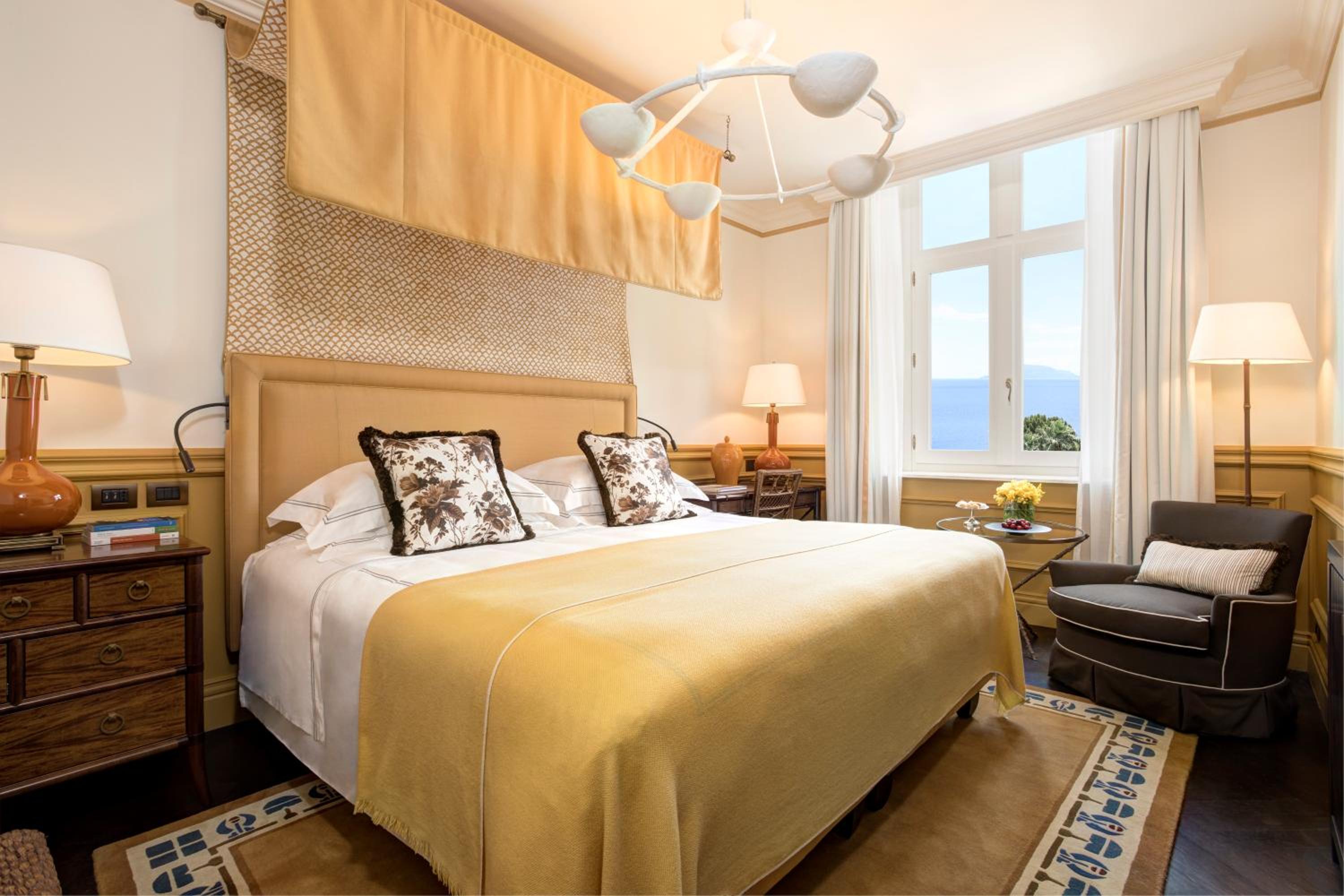 Deluxe Double Room with Sea View - Photo 1