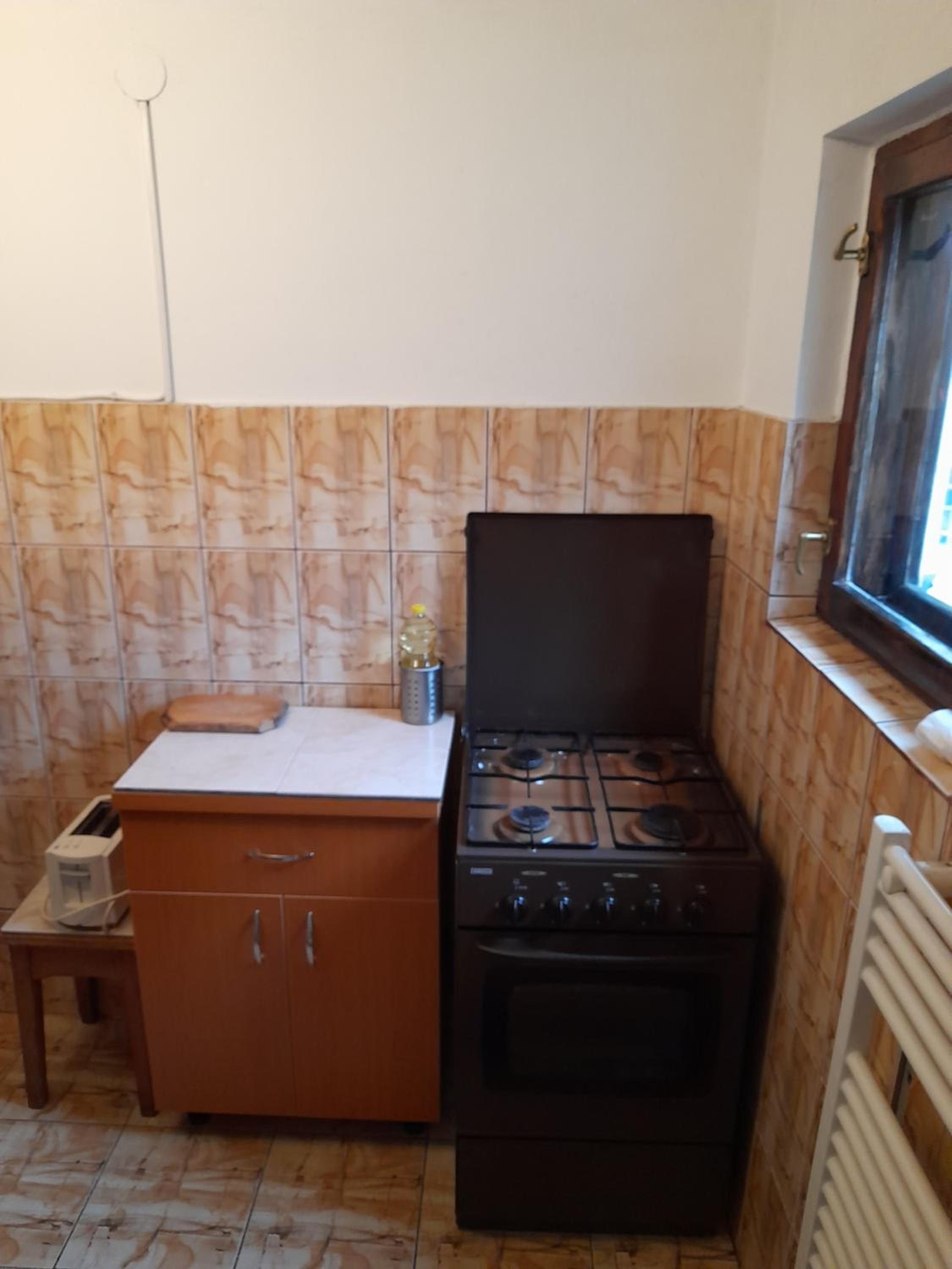 Two-Bedroom House - Photo 20