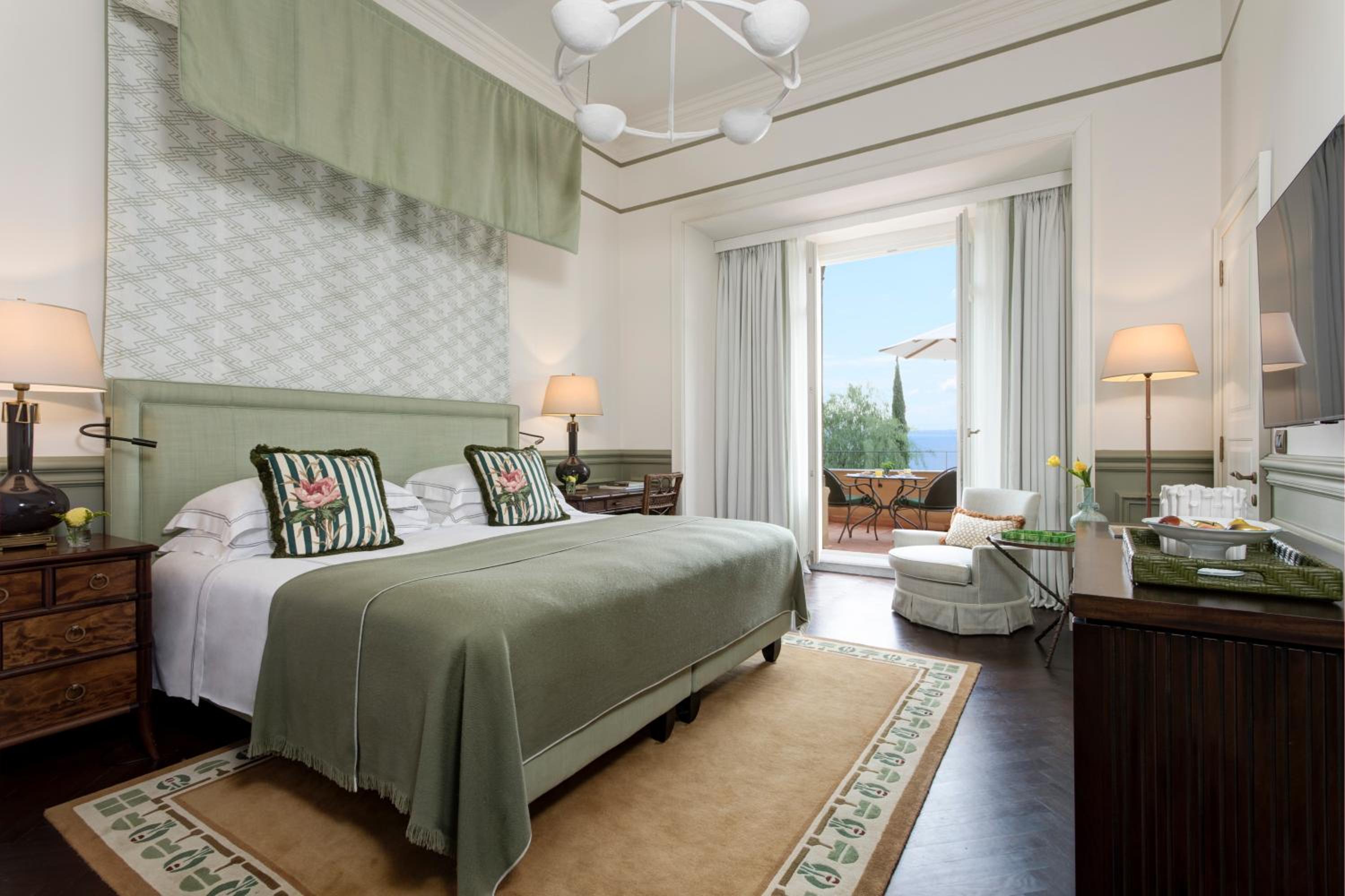 Deluxe with Terrace (Non Smoking)