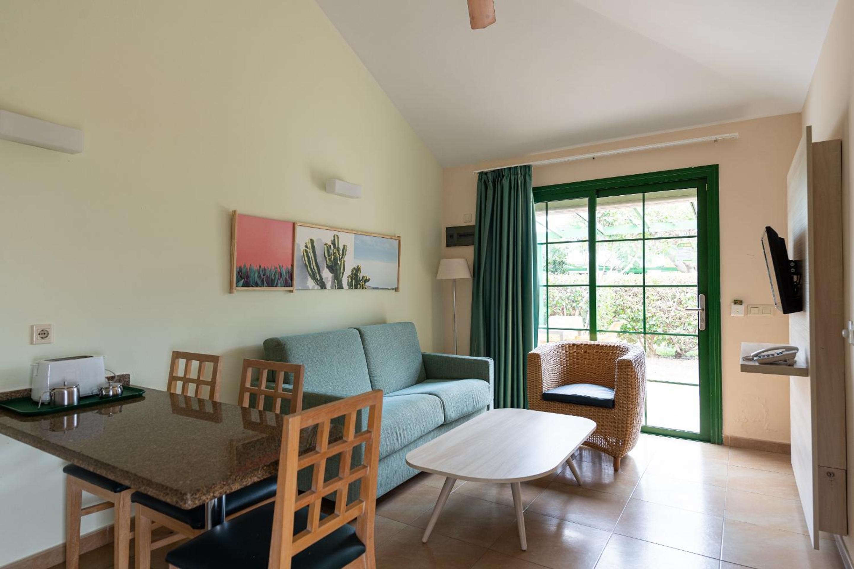 One-Bedroom Bungalow (3 Adults)
