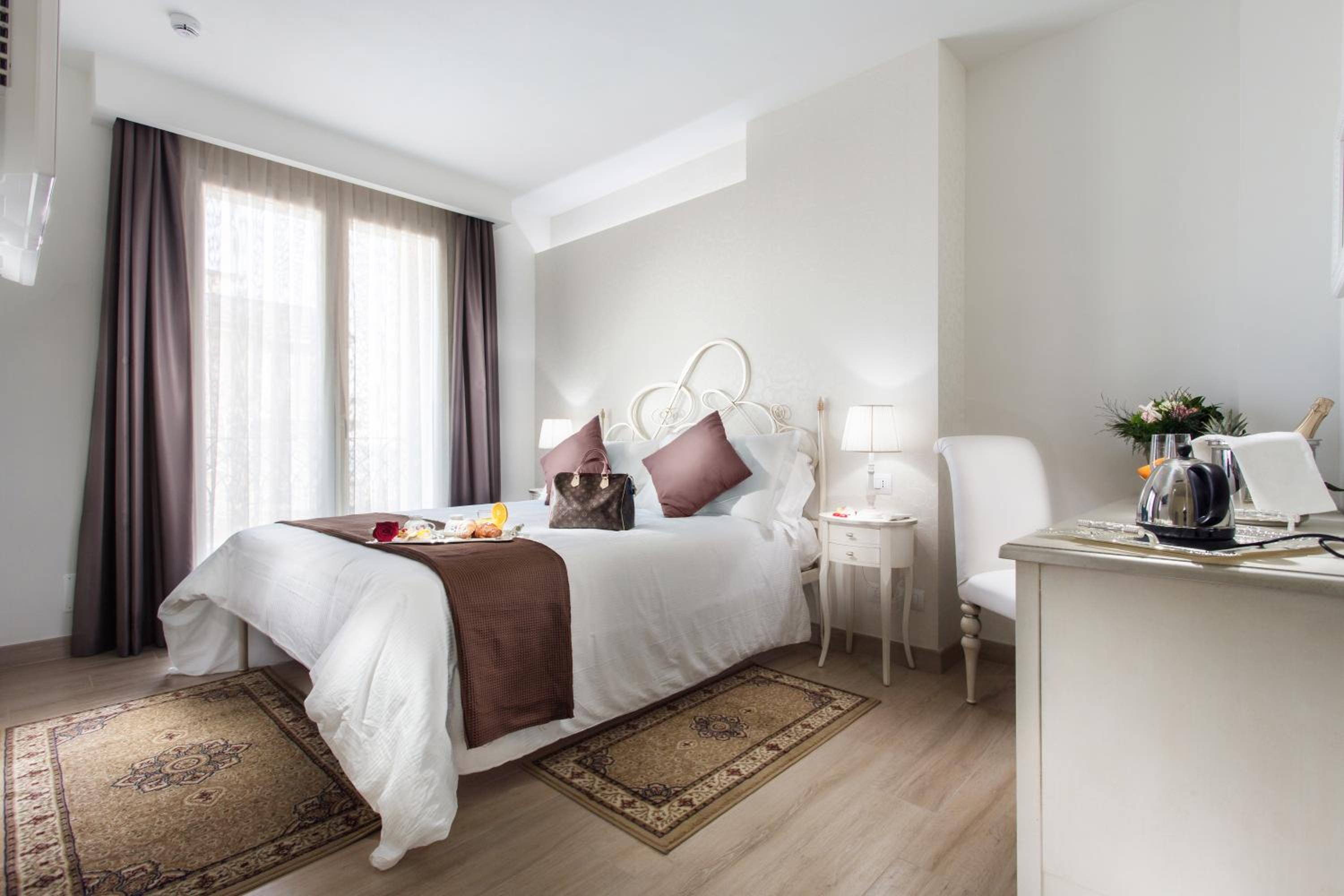 Junior Suite with Sea View (2 Adults)