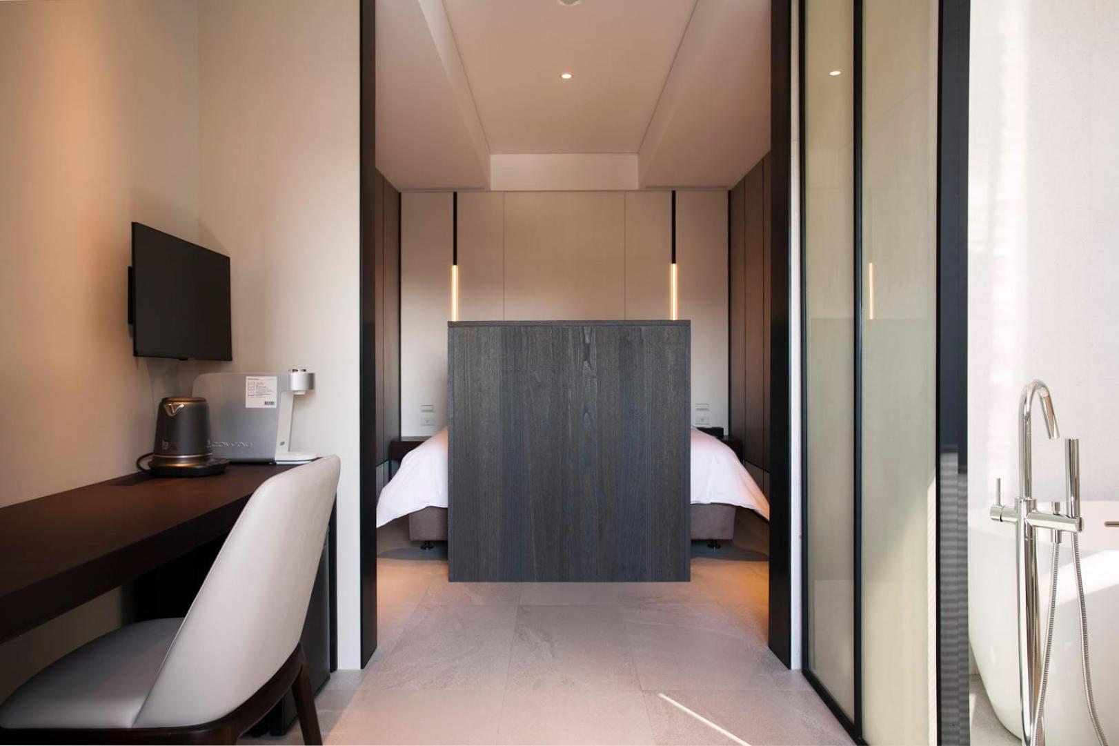 Superior Double Room with Bath