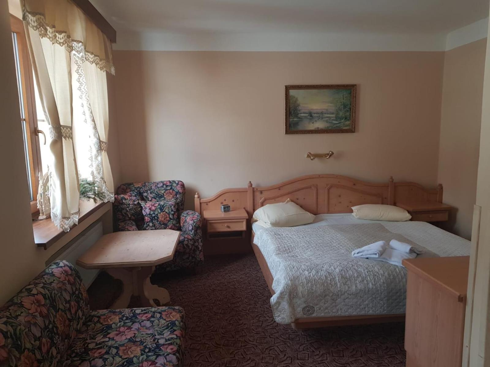 Standard Triple Room - Photo 3