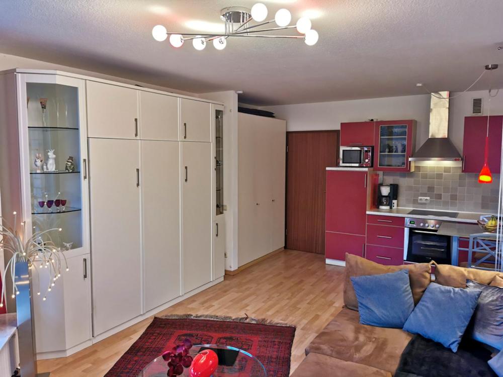 One-Bedroom Apartment photo 1
