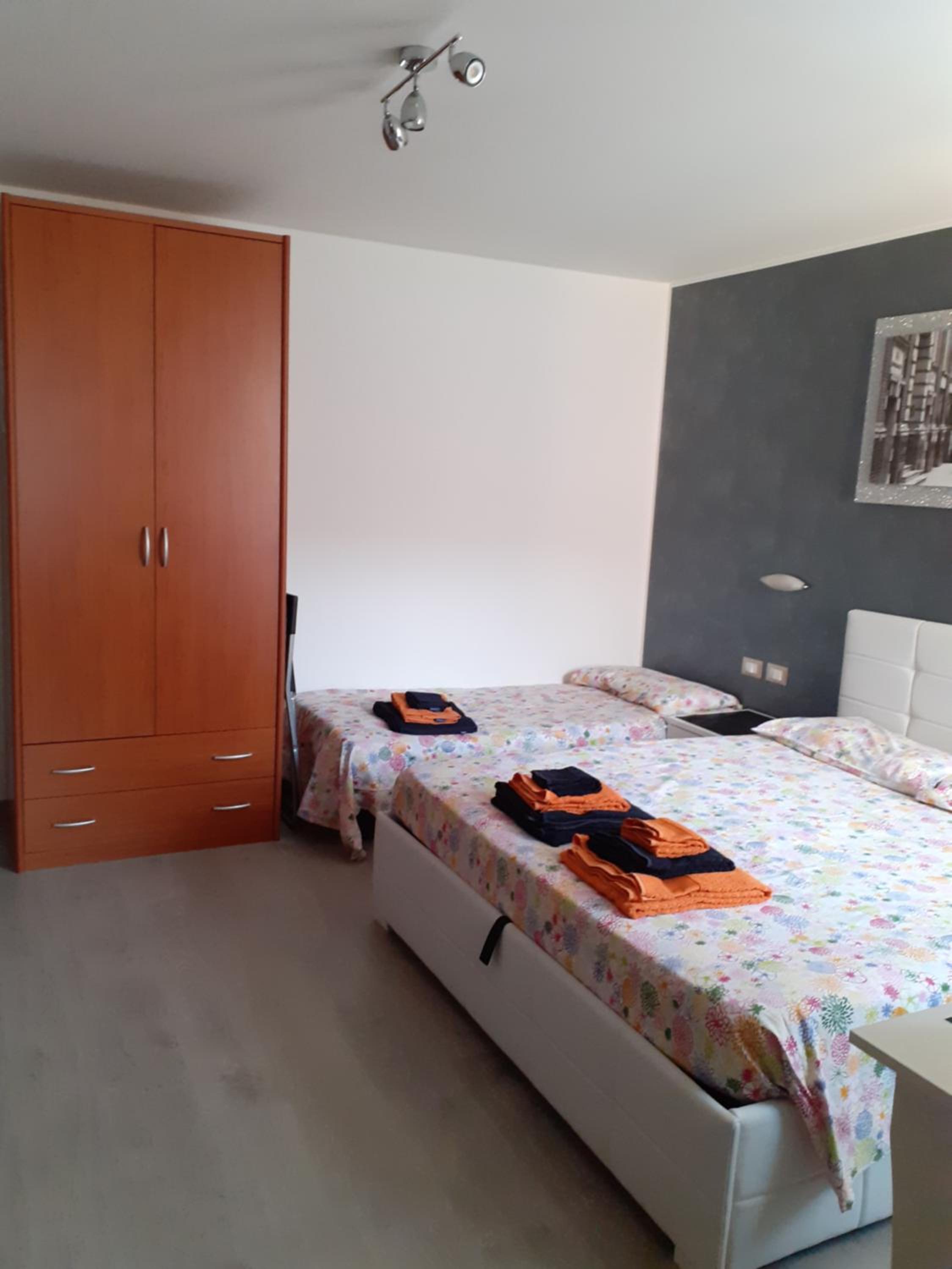 Triple Room with Private Bathroom photo 2
