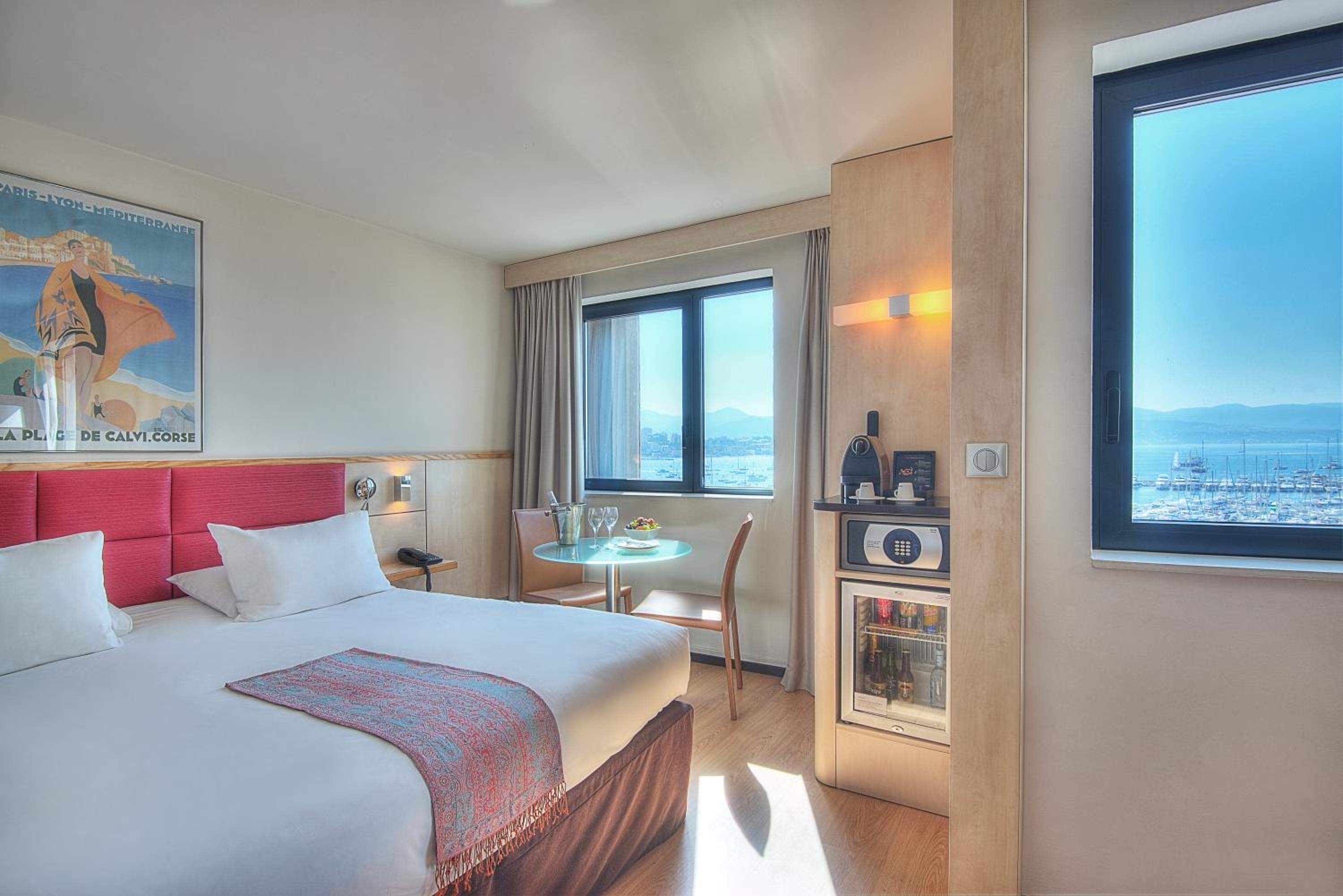 Privilege Double Room with Harbor View - Photo 3