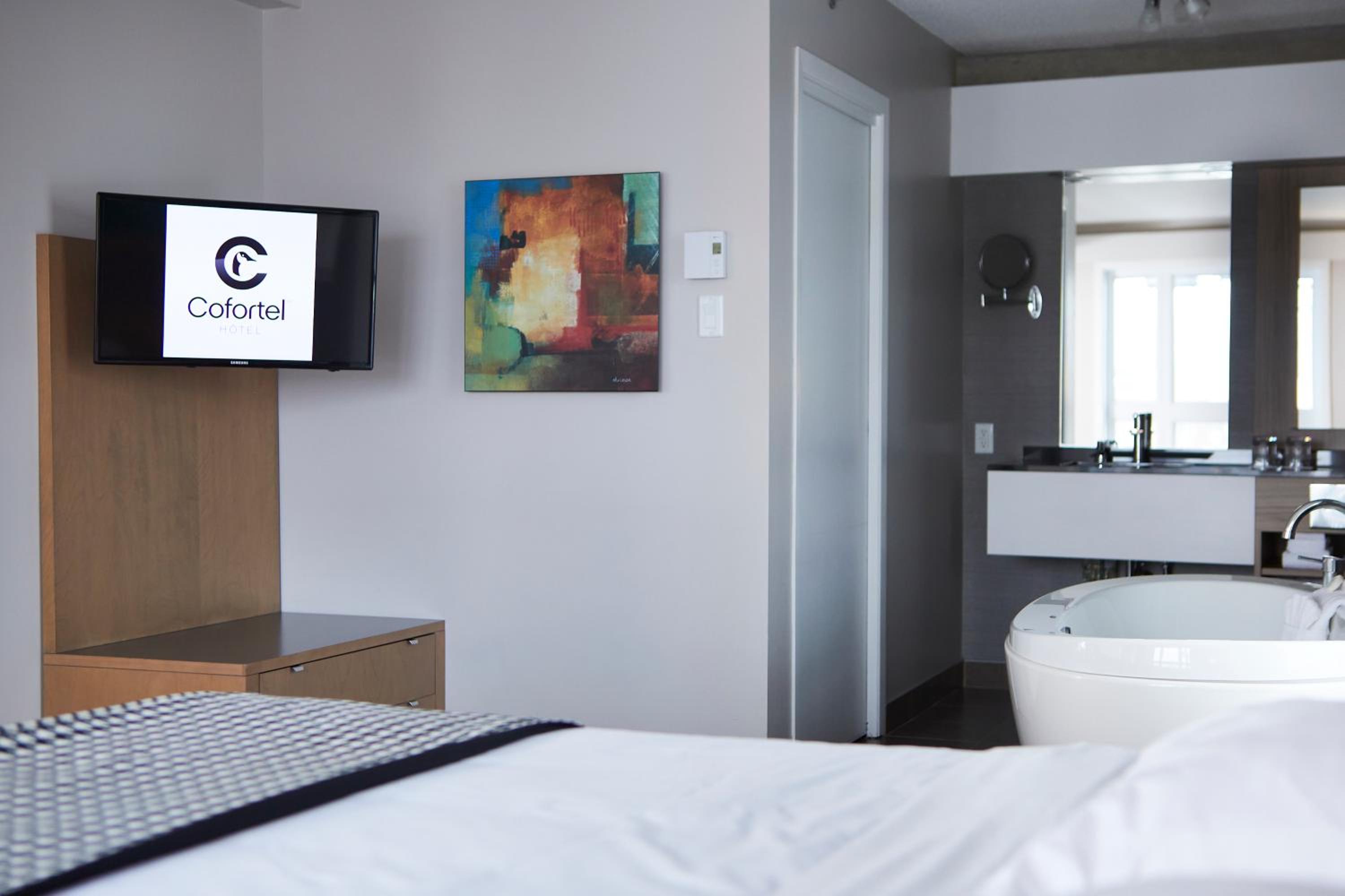 Suite - Second Floor