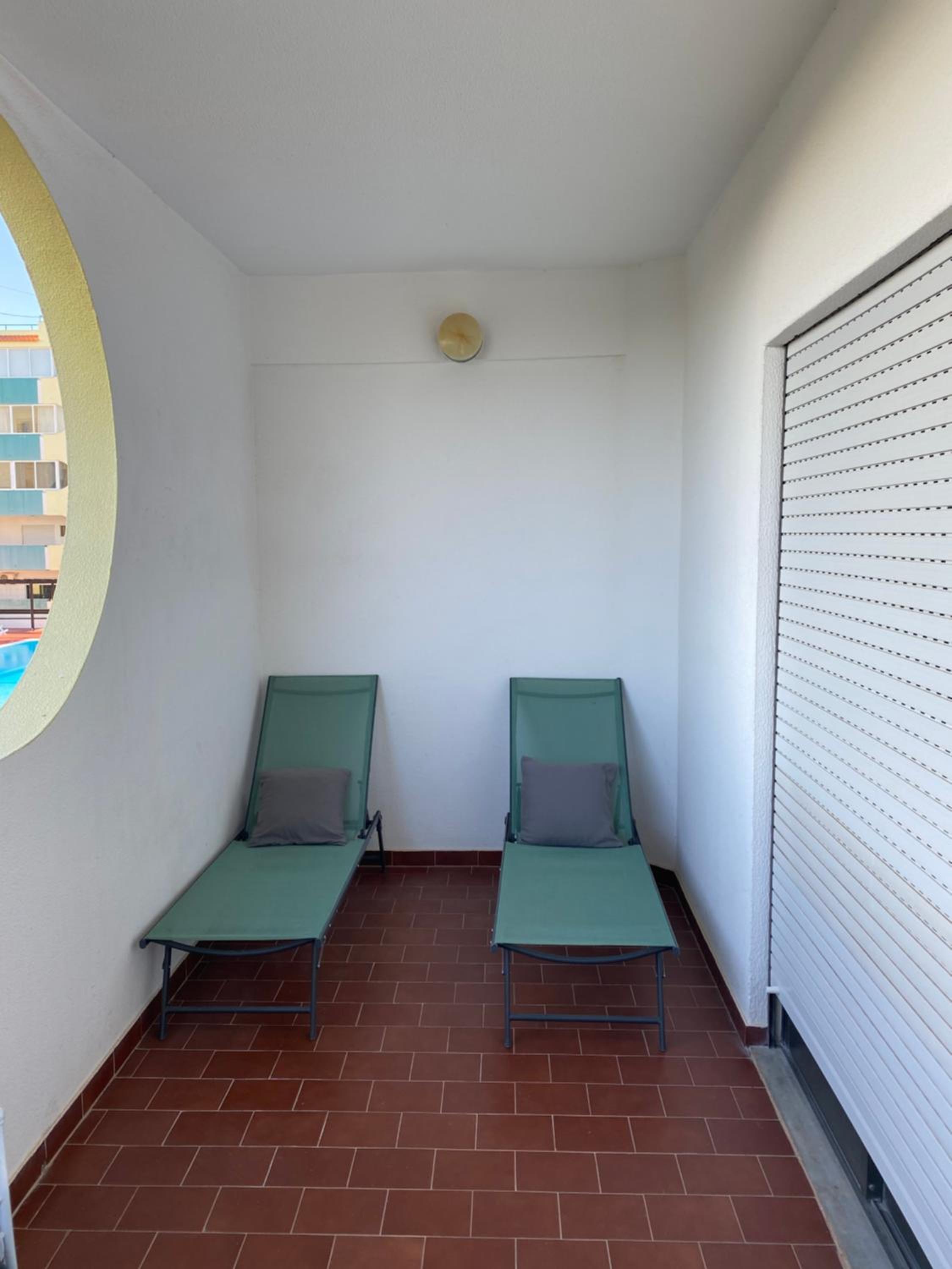 One-Bedroom Apartment - Photo 29