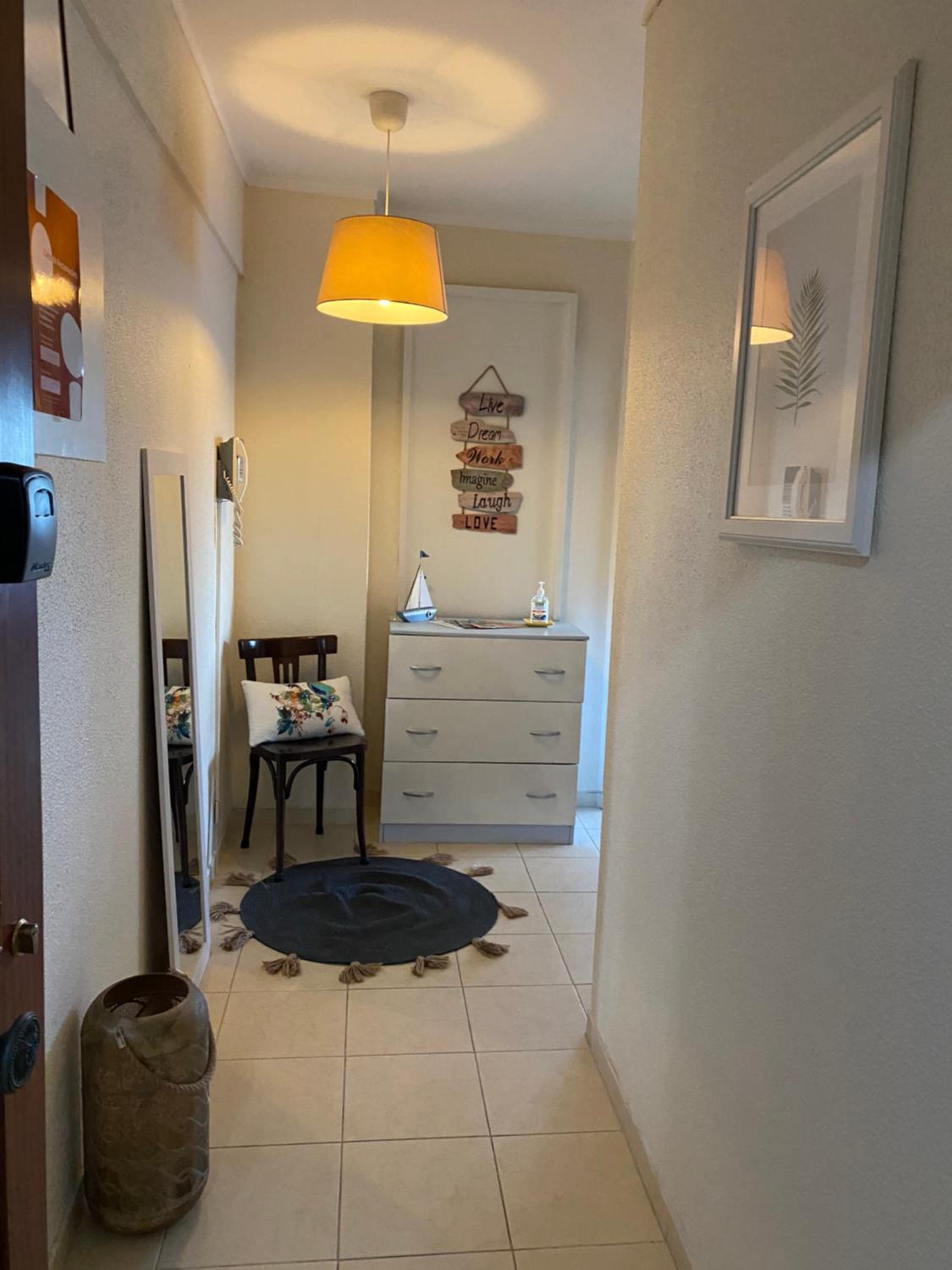 One-Bedroom Apartment - Photo 30