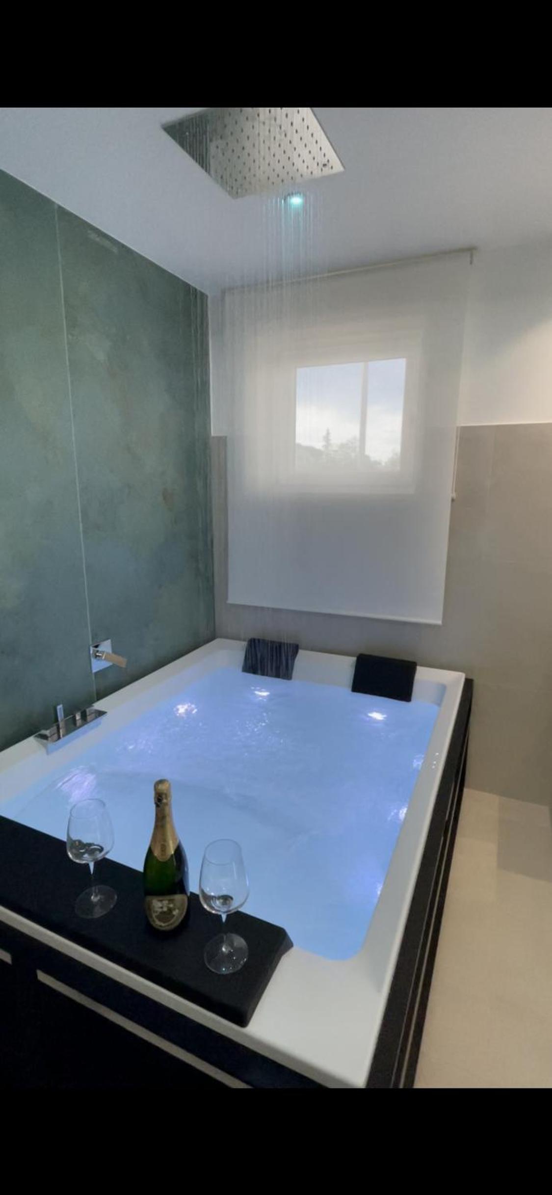 Junior Suite with Garden View - Photo 5