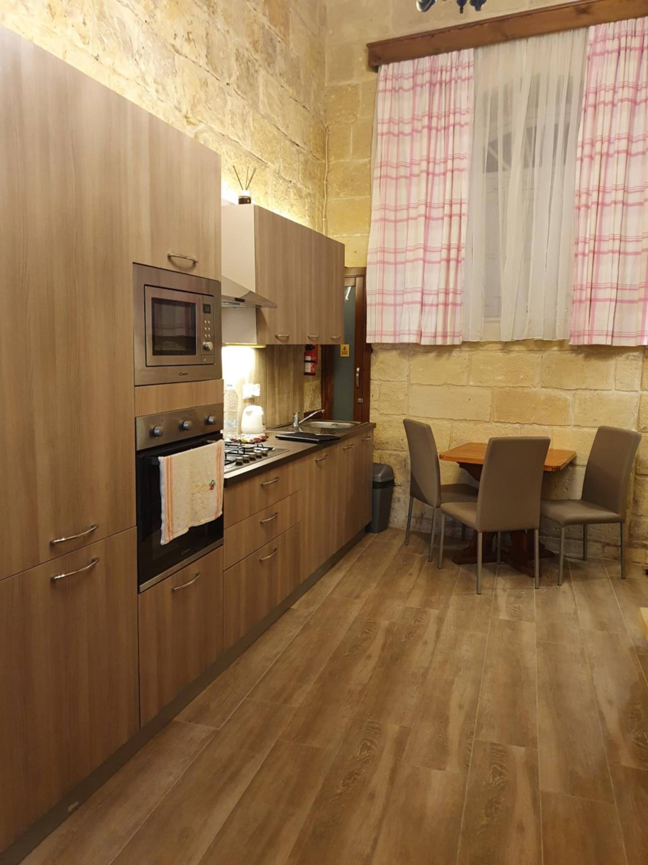One-Bedroom House photo 2