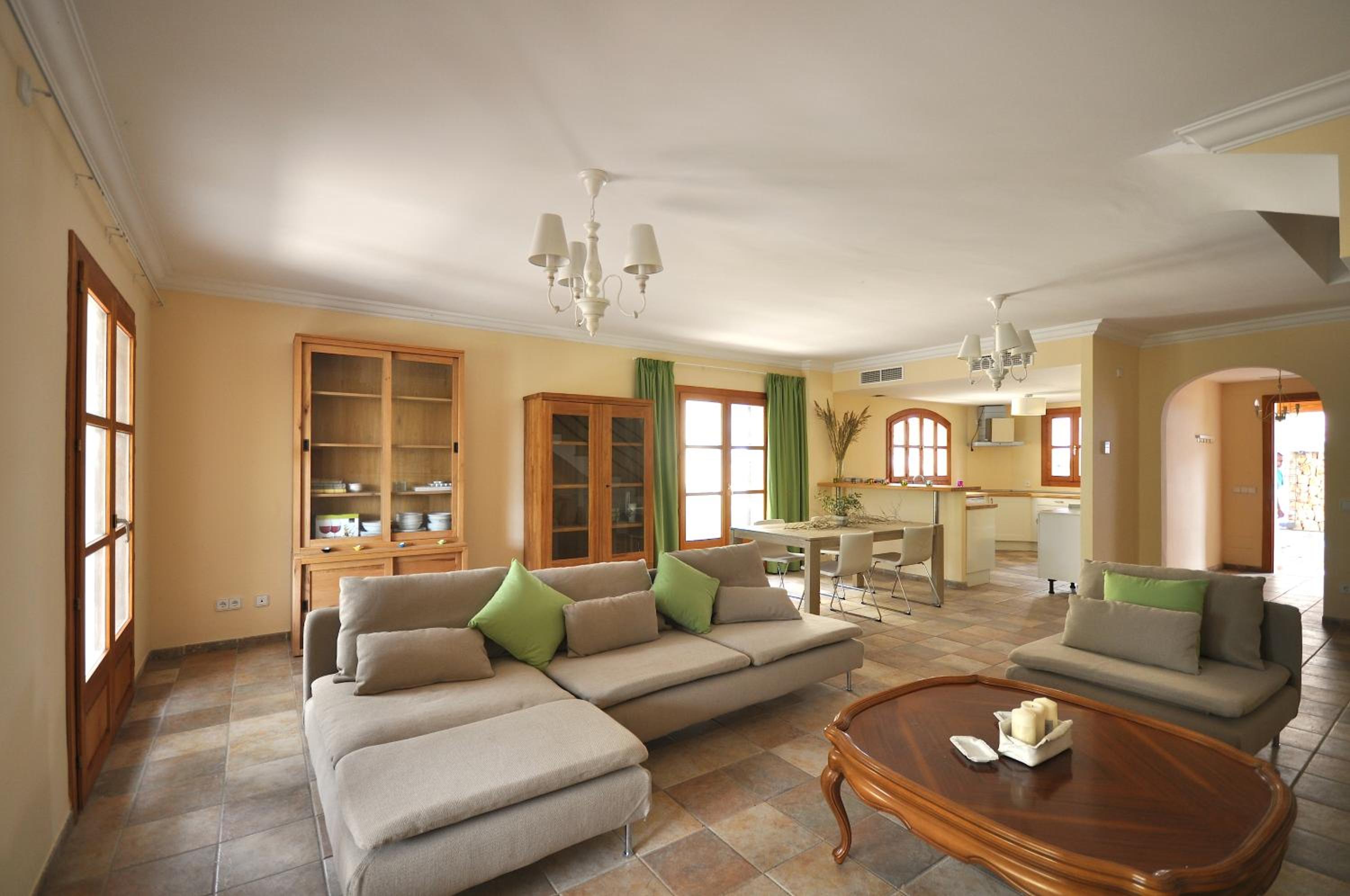Villa de tres habitaciones con vista al mar