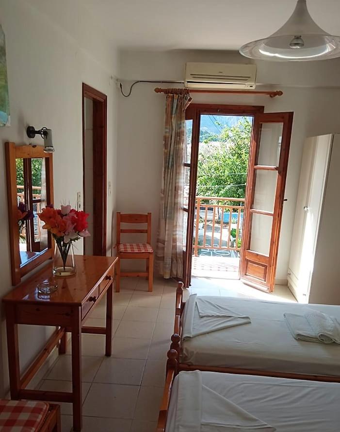 Economy Twin Room