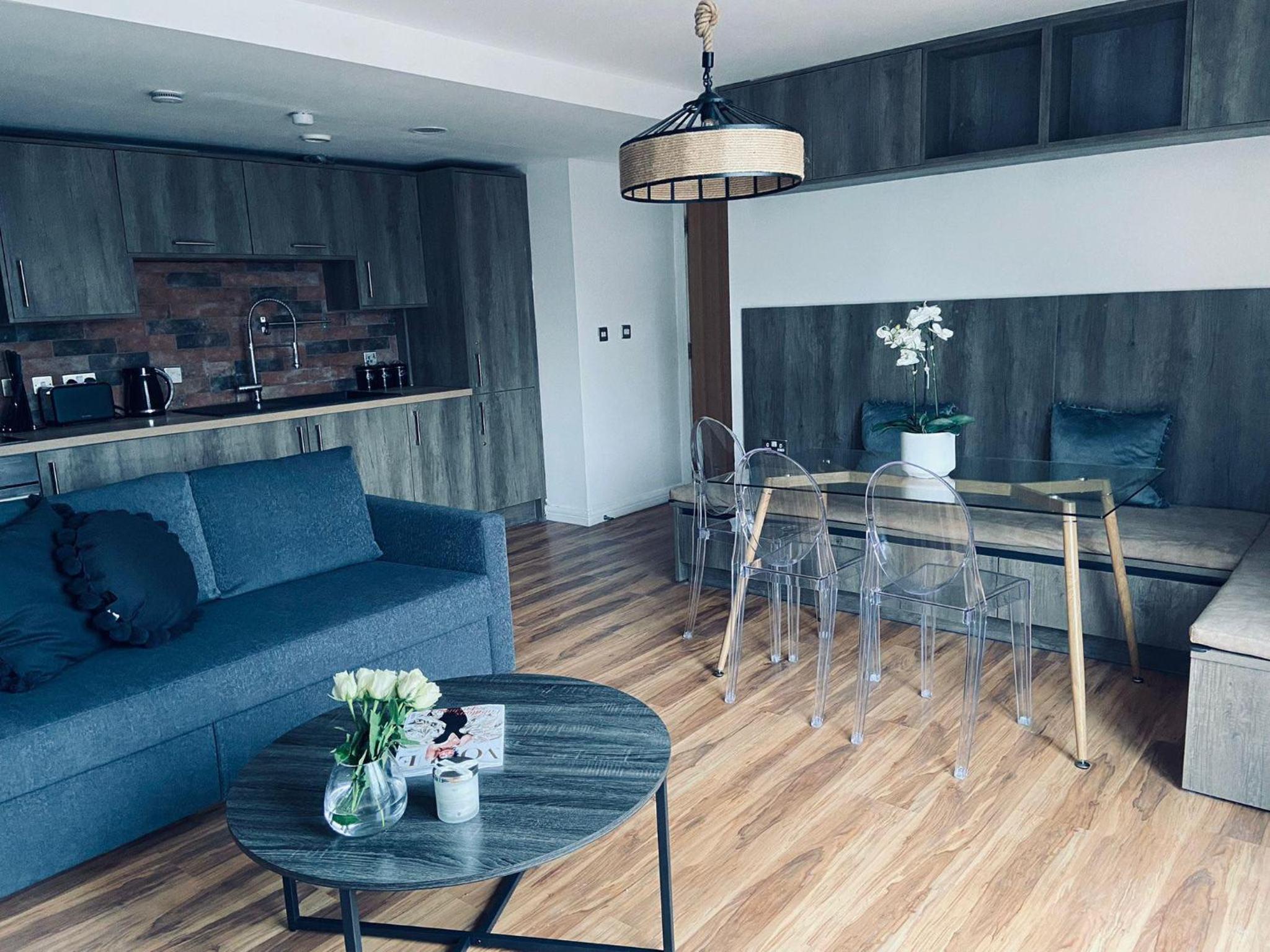 Two-Bedroom Apartment - Photo 15