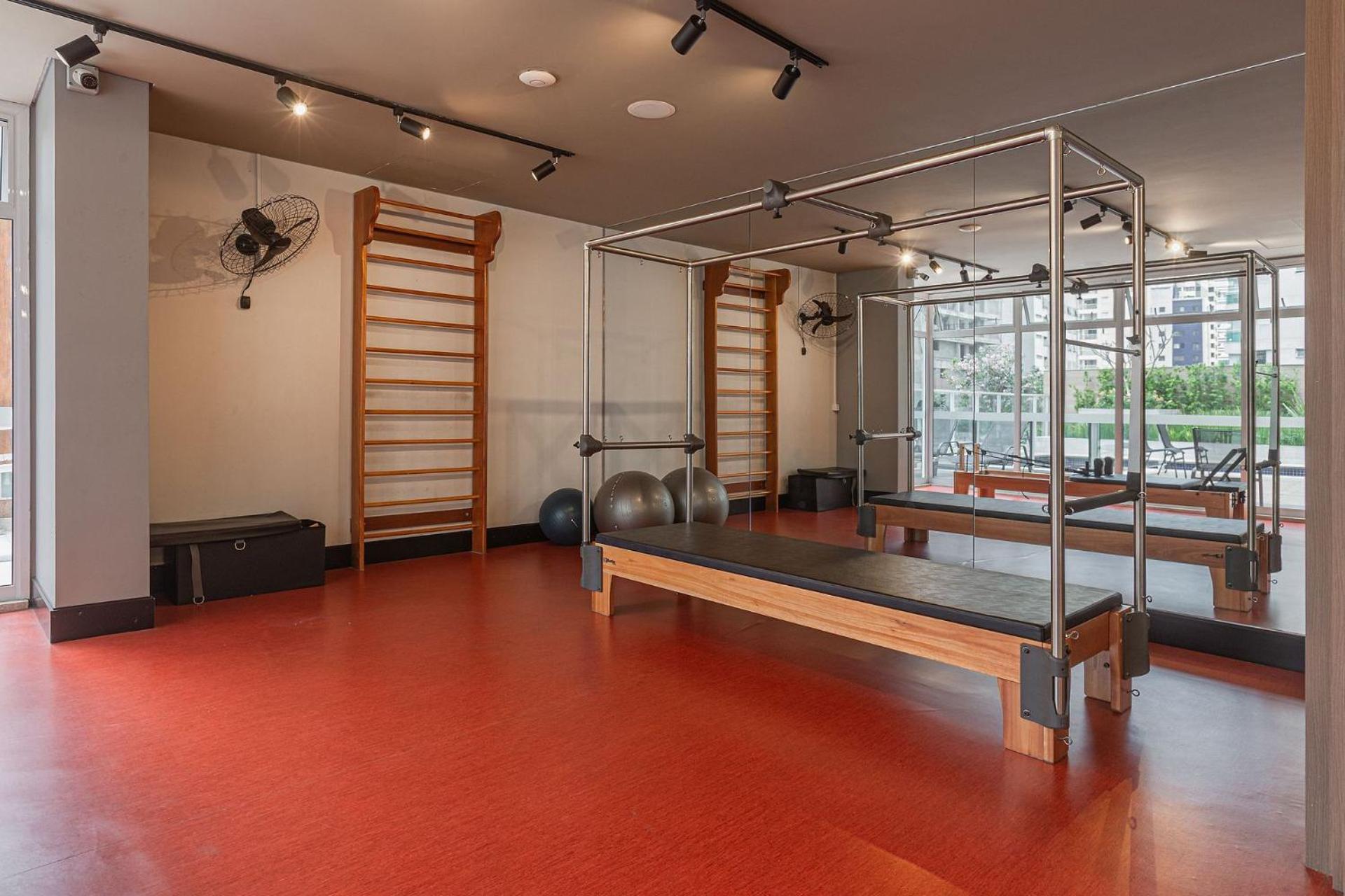 Studio Apartment - Photo 22