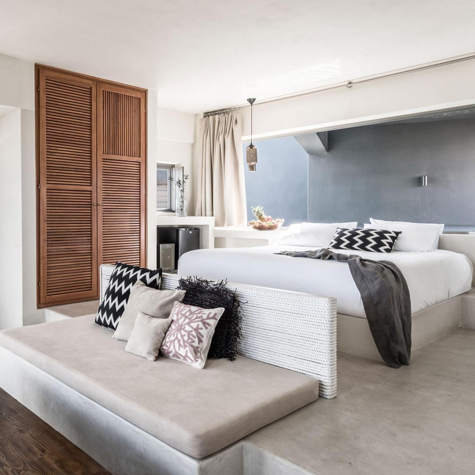  Junior Suite with Outdoor Plunge Pool and Sea View - Photo 15