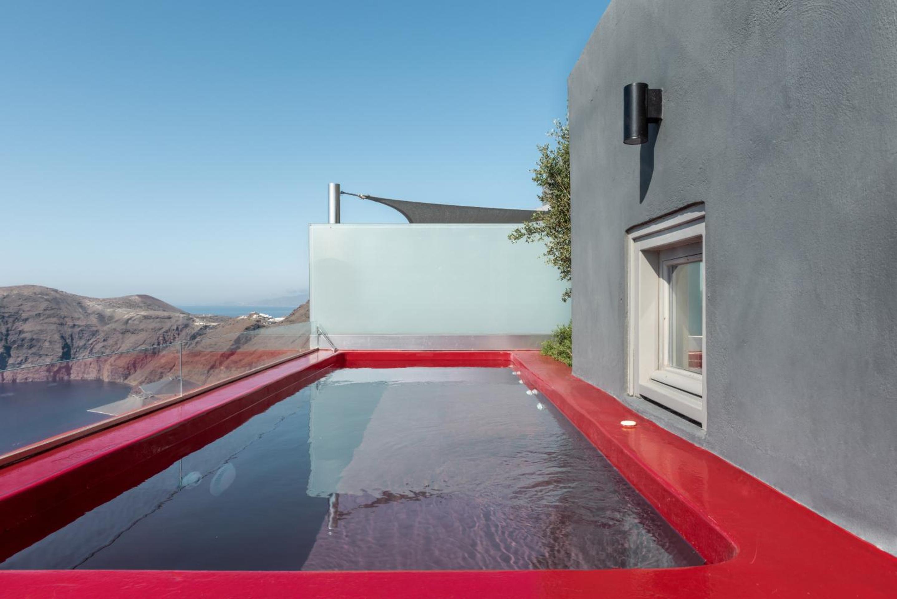 Deluxe Suite with Outdoor Hot tub and Caldera View - Photo 31