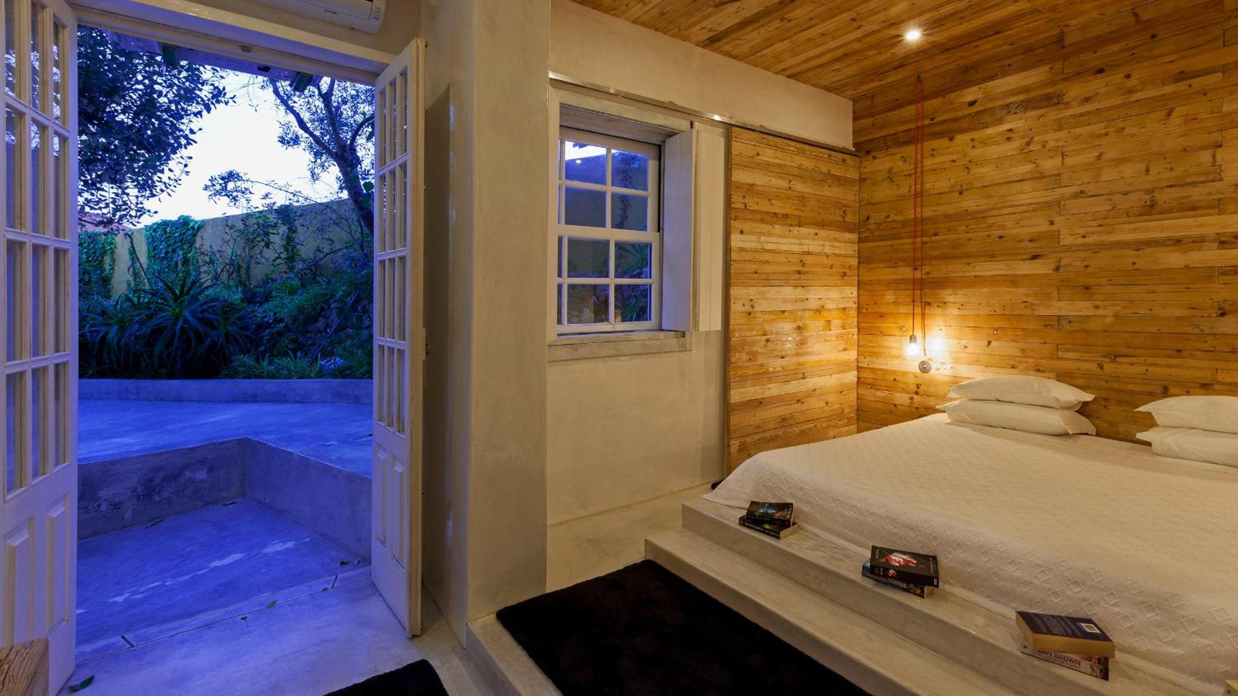Superior Deluxe Suite