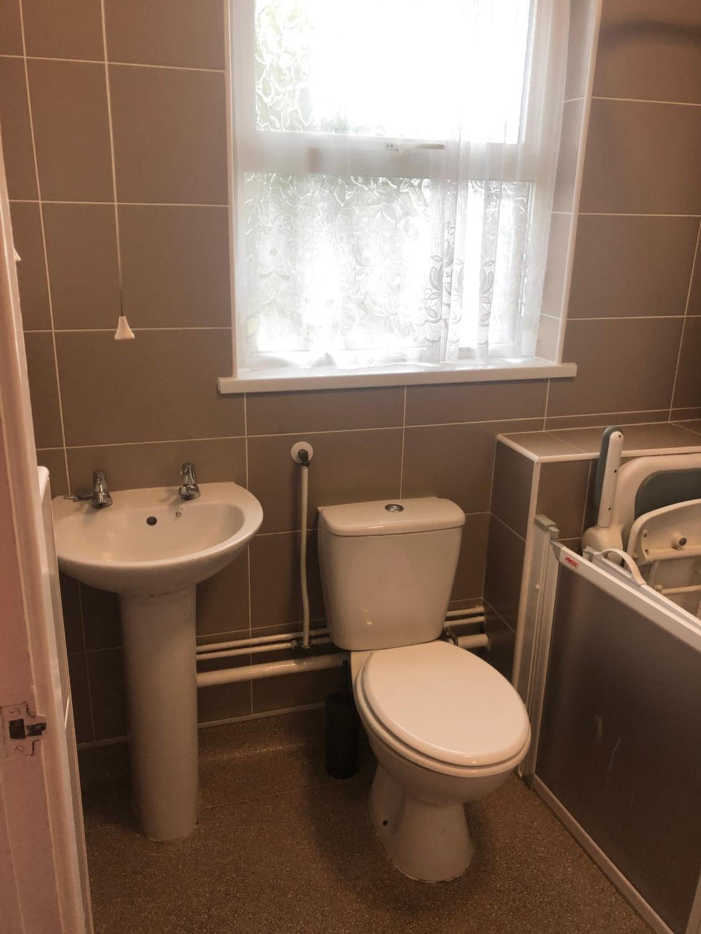 Three-Bedroom House - Photo 30
