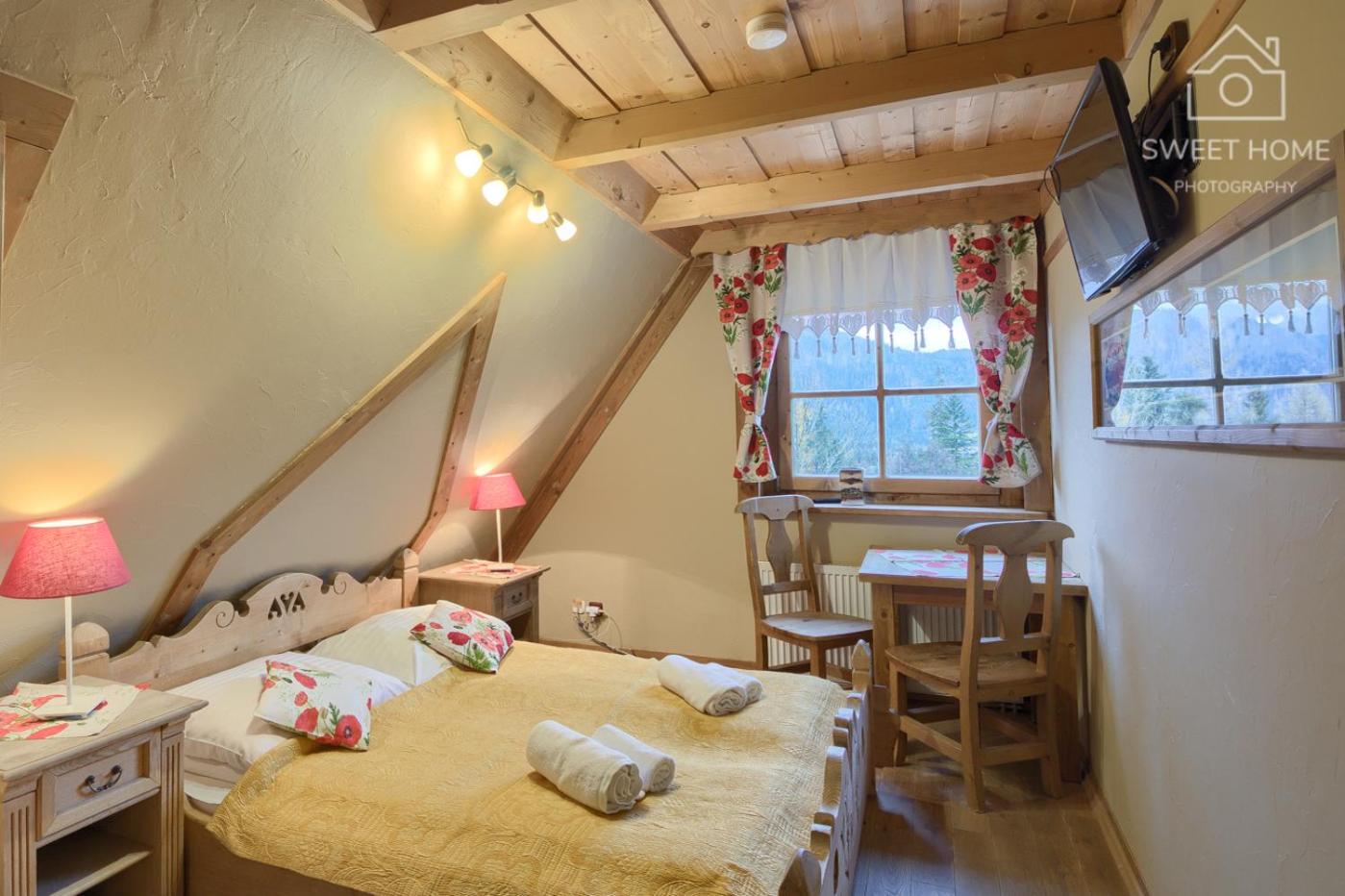 Double Room with Mountain View photo 2