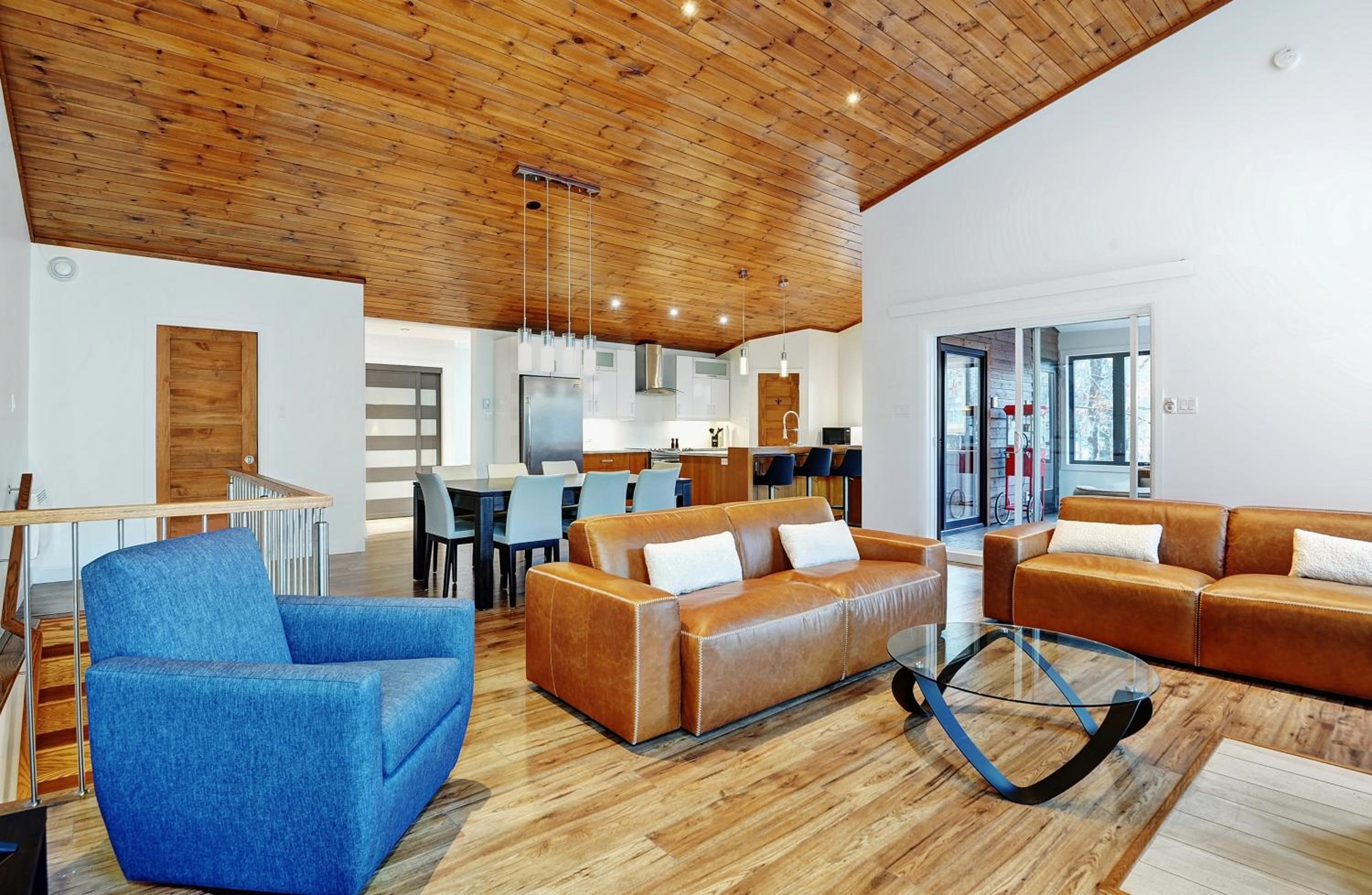 Three-Bedroom Chalet photo 1