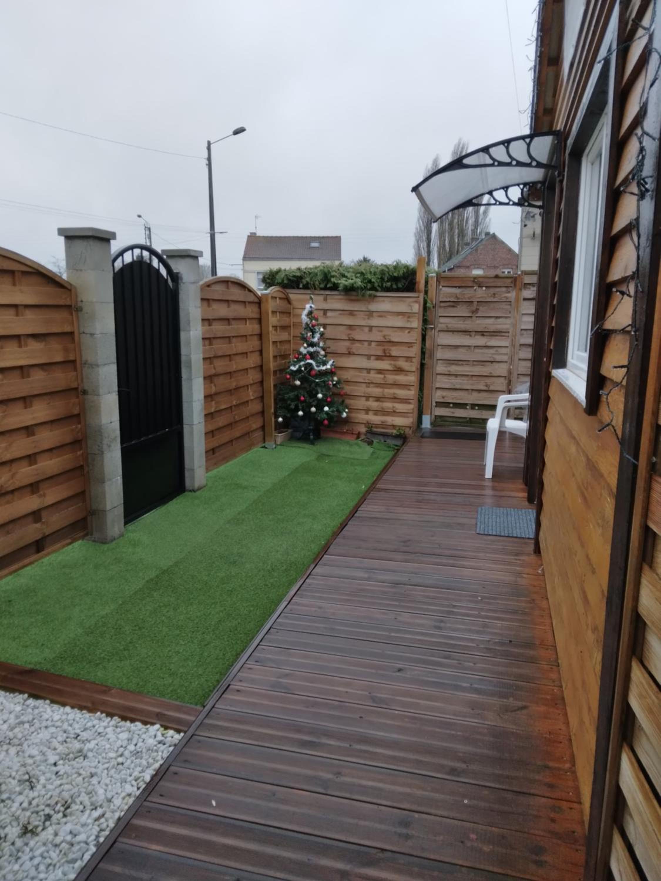 Family Room with Terrace photo 3