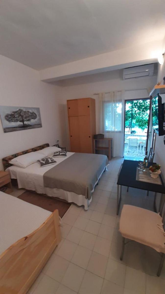 Apartment 1 photo 3