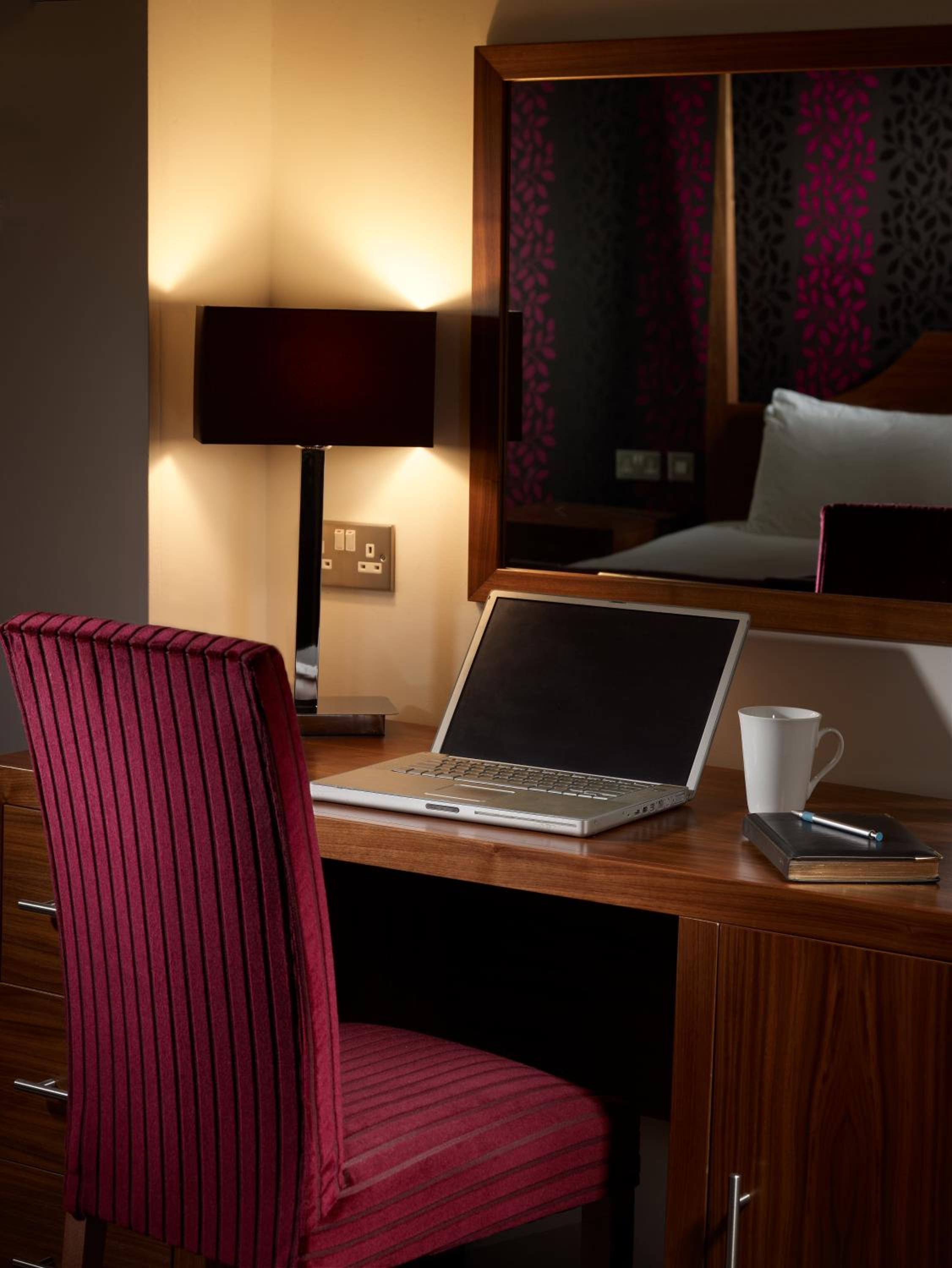 Executive Twin Room - Photo 3