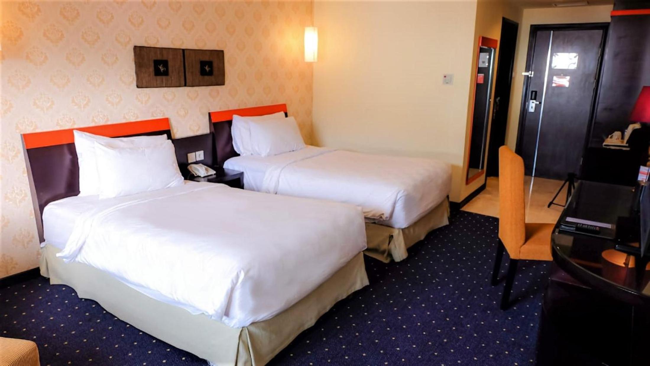Deluxe Twin Room - Photo 1